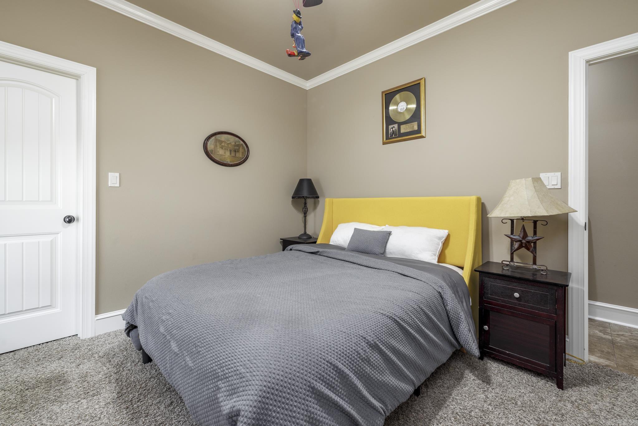 Isabella - Residential