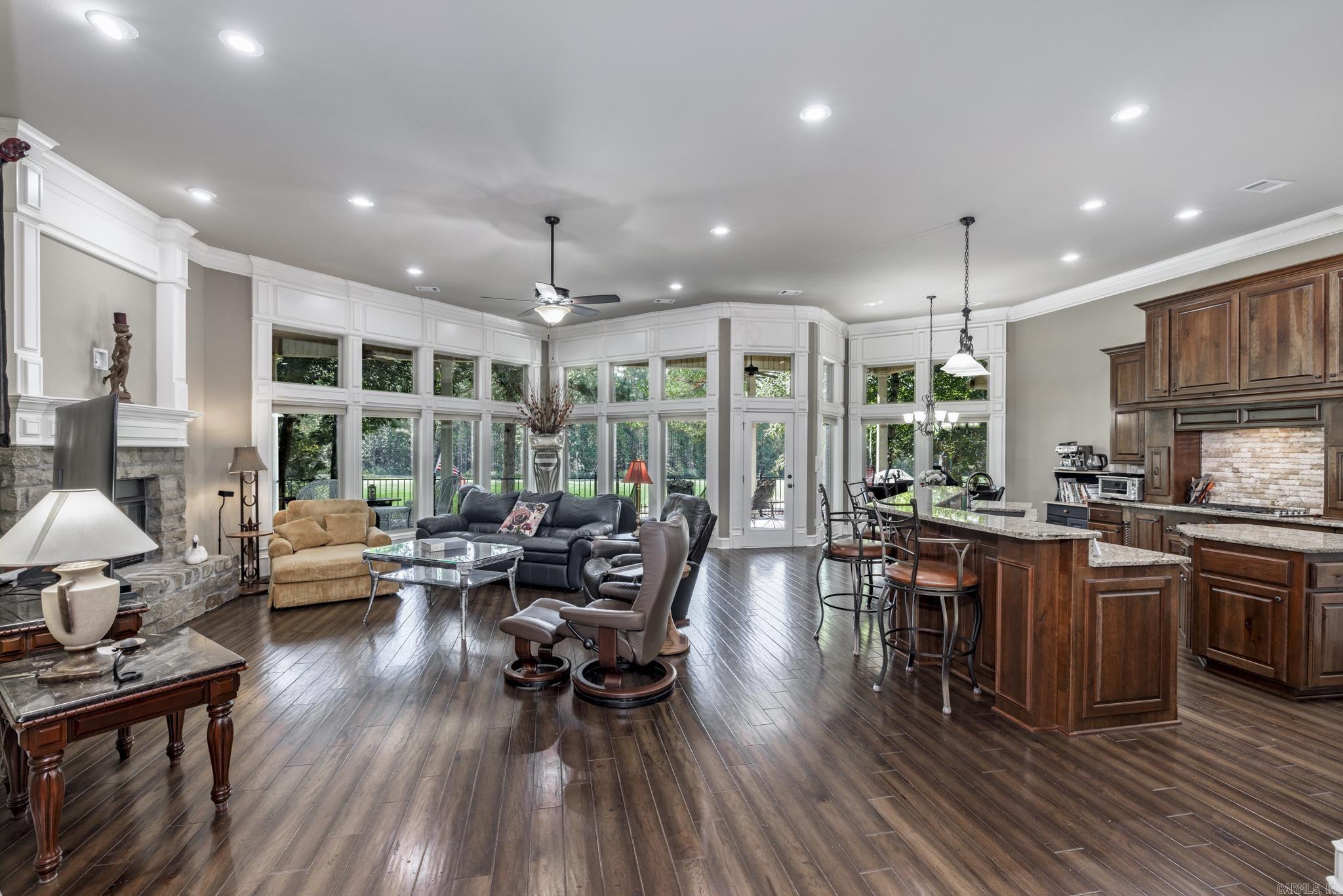 Isabella - Residential