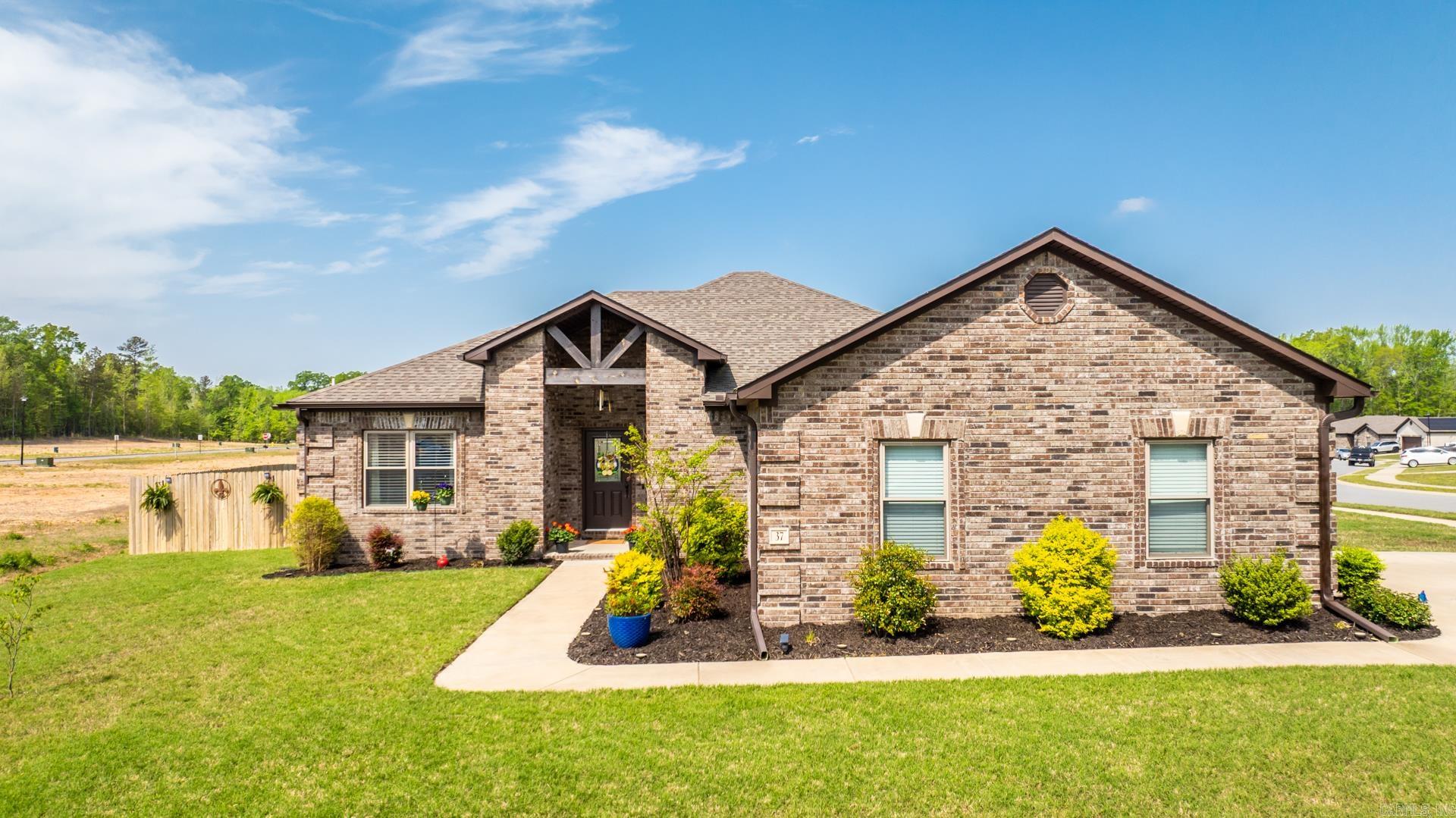 AUTUMN BROOKE - Residential