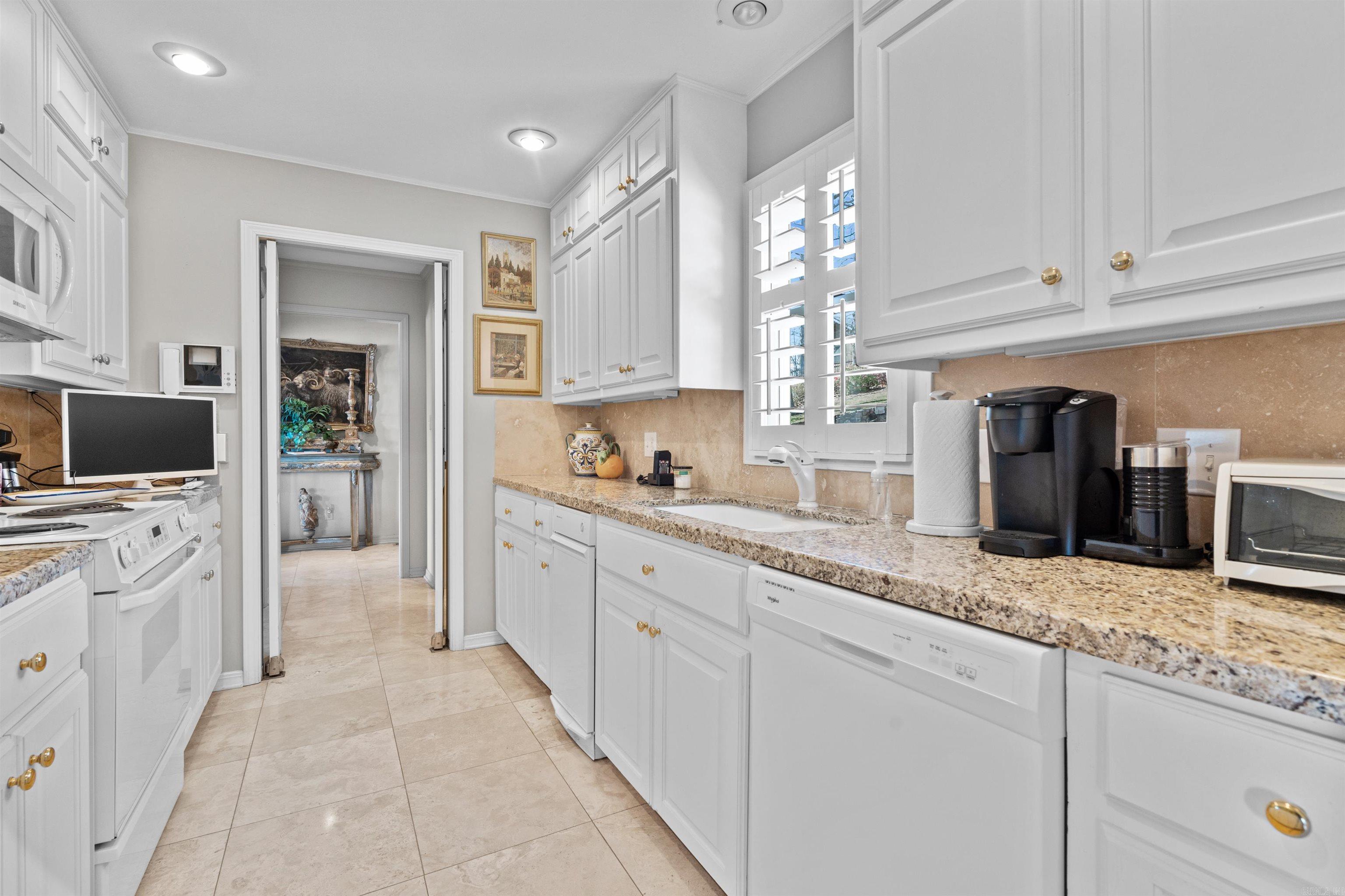 Lakevievv - Residential