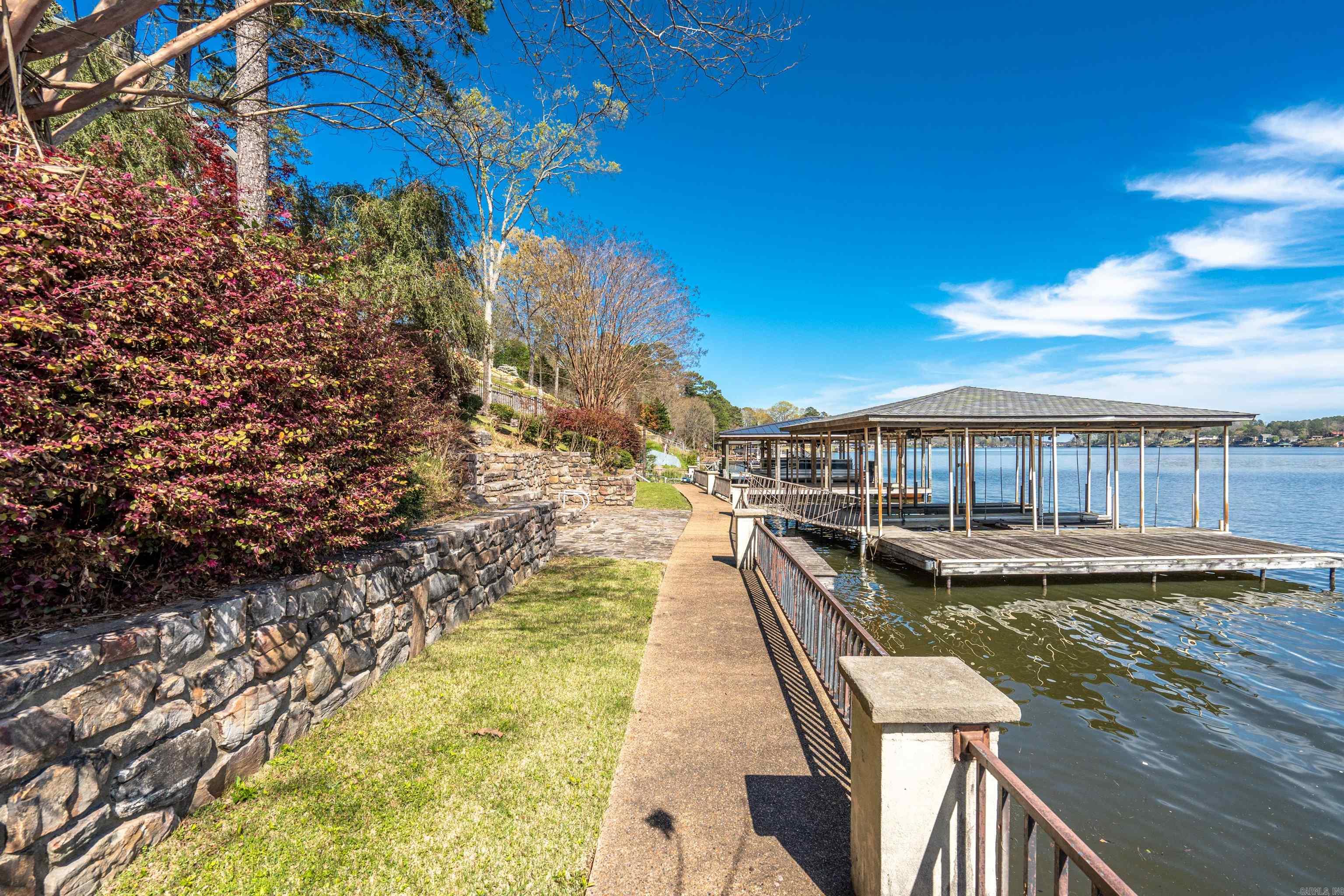 Lakevievv - Residential