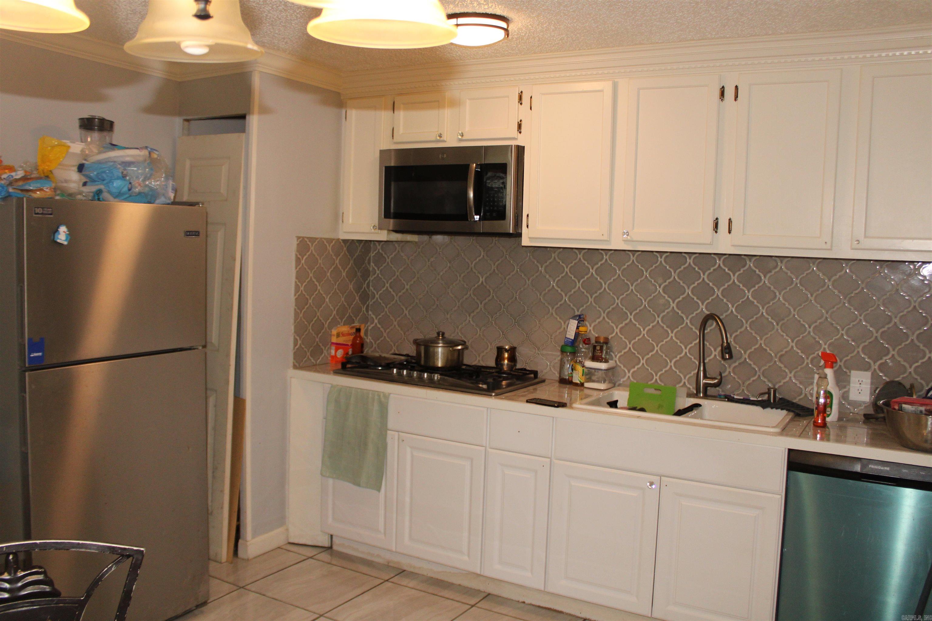 SUNNYSIDE HILLS ADDN TO JACK - Residential