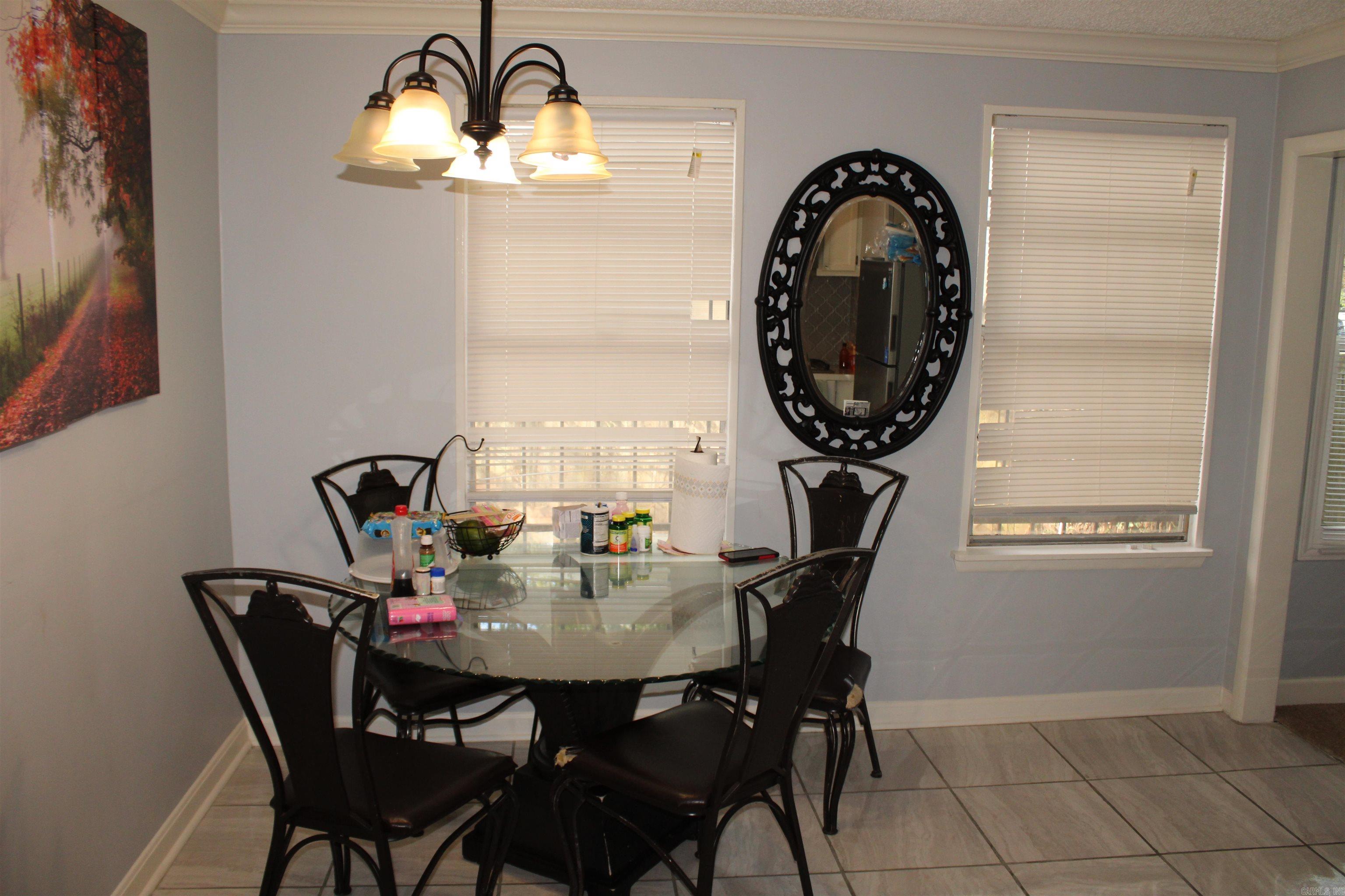 SUNNYSIDE HILLS ADDN TO JACK - Residential