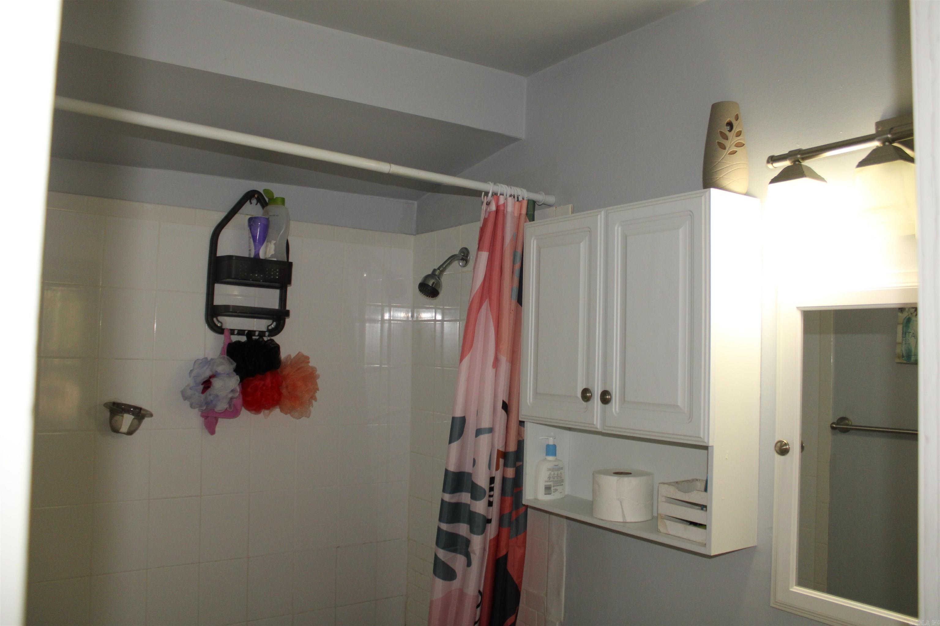 SUNNYSIDE HILLS ADDN TO JACK - Residential