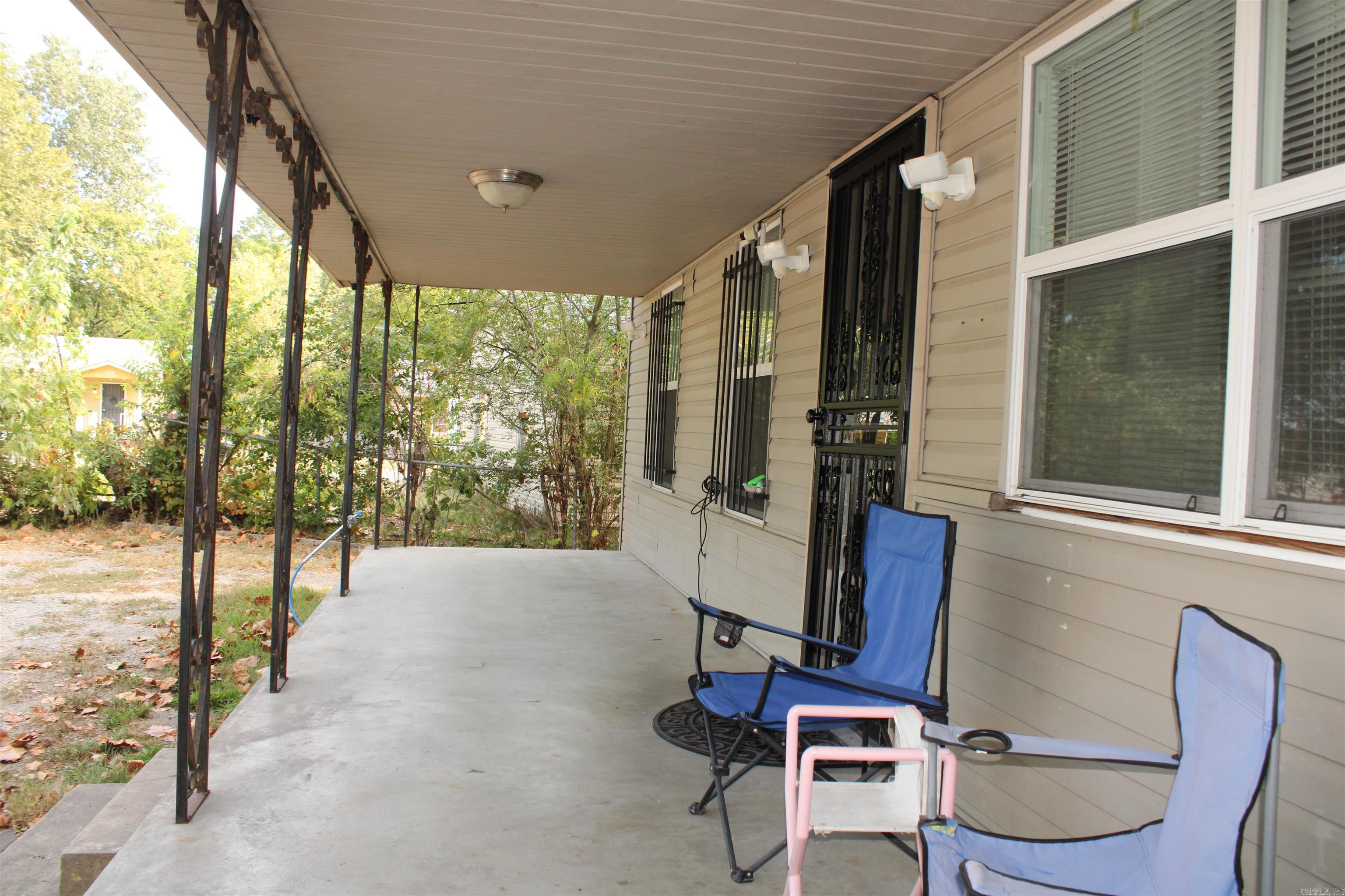 SUNNYSIDE HILLS ADDN TO JACK - Residential