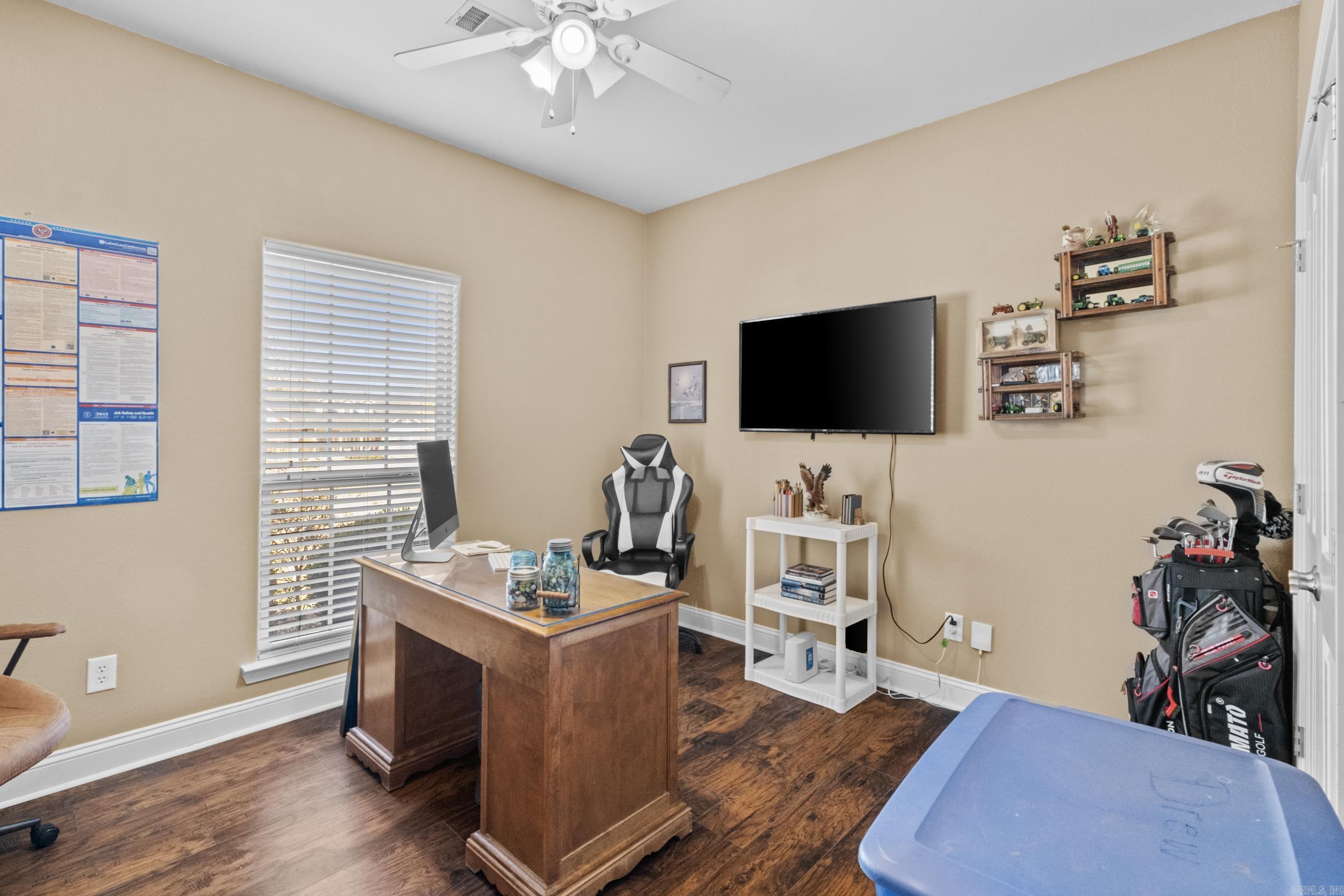 OAK SHADOWS - Residential