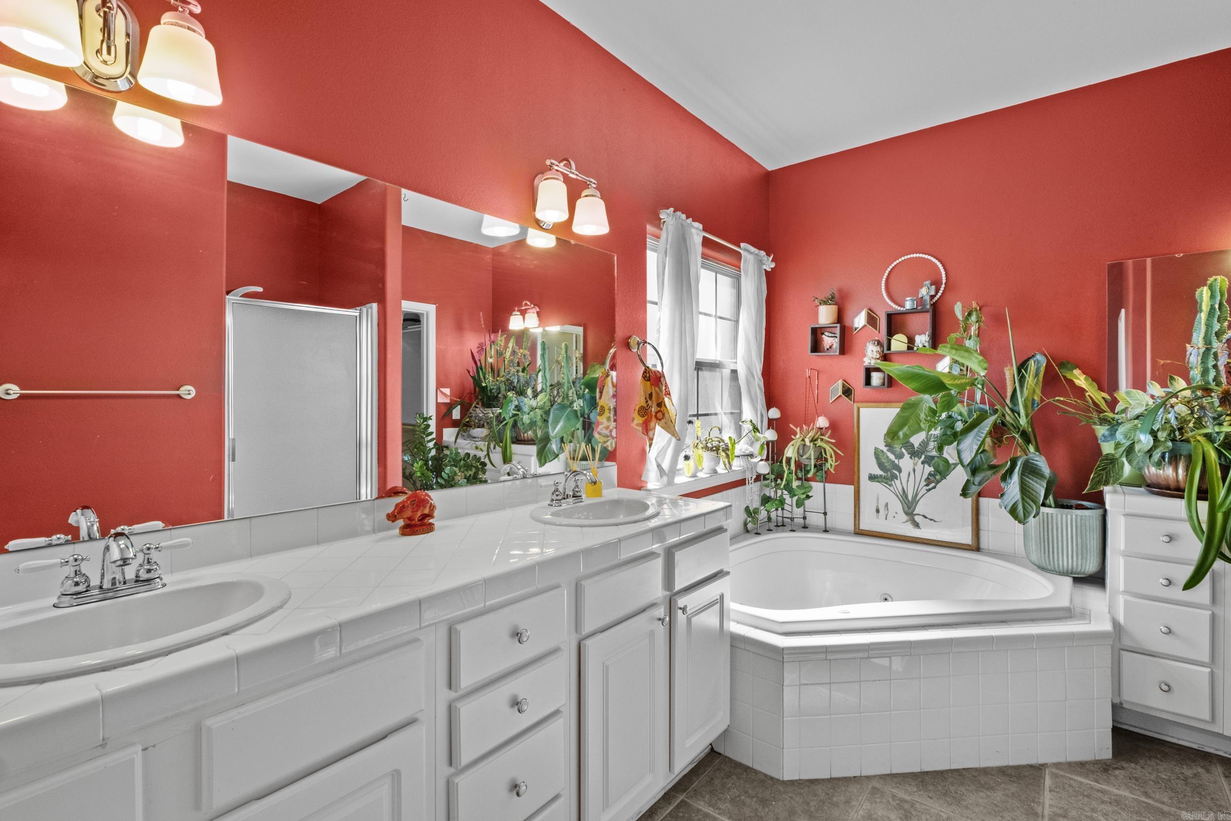 OAK SHADOWS - Residential