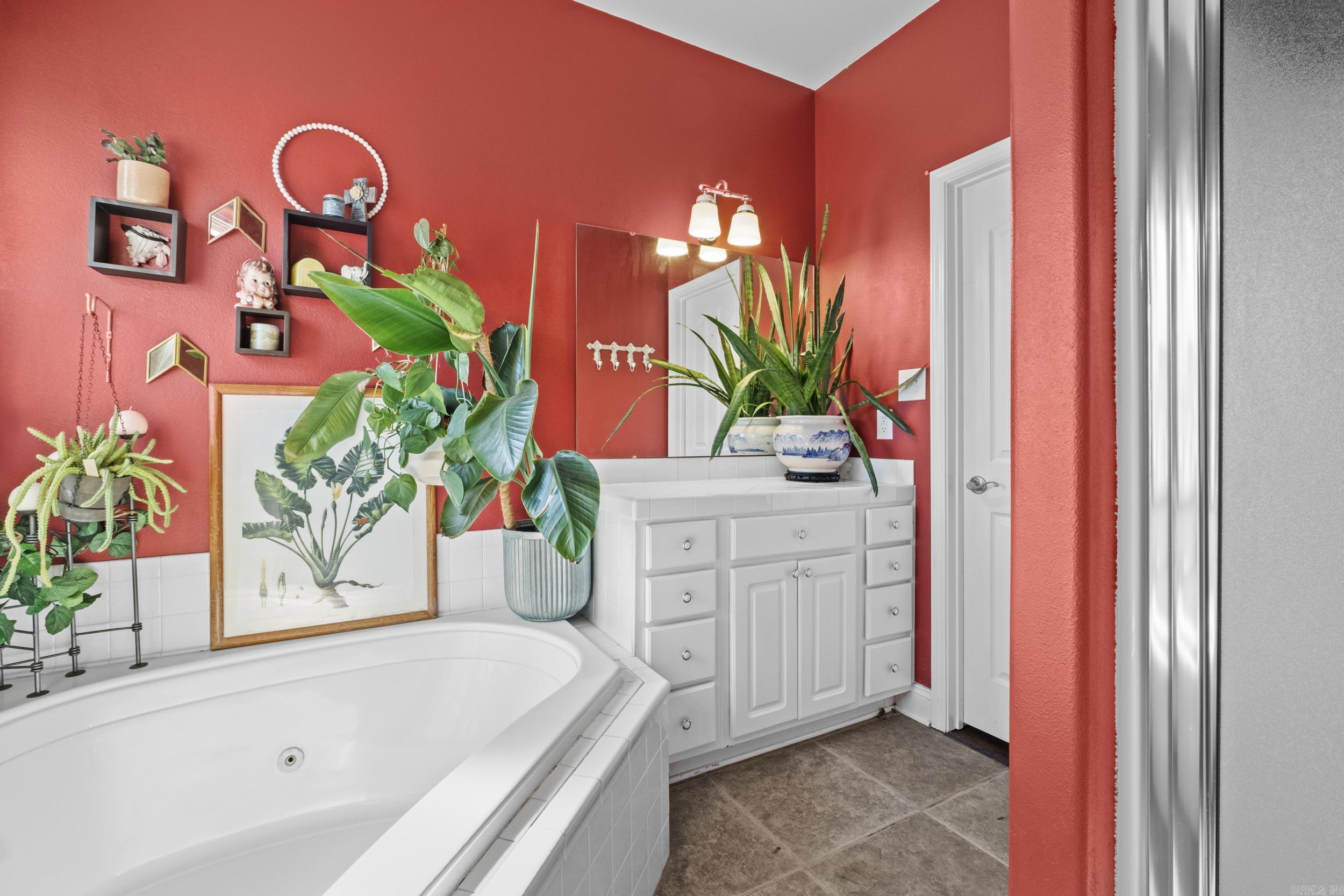 OAK SHADOWS - Residential