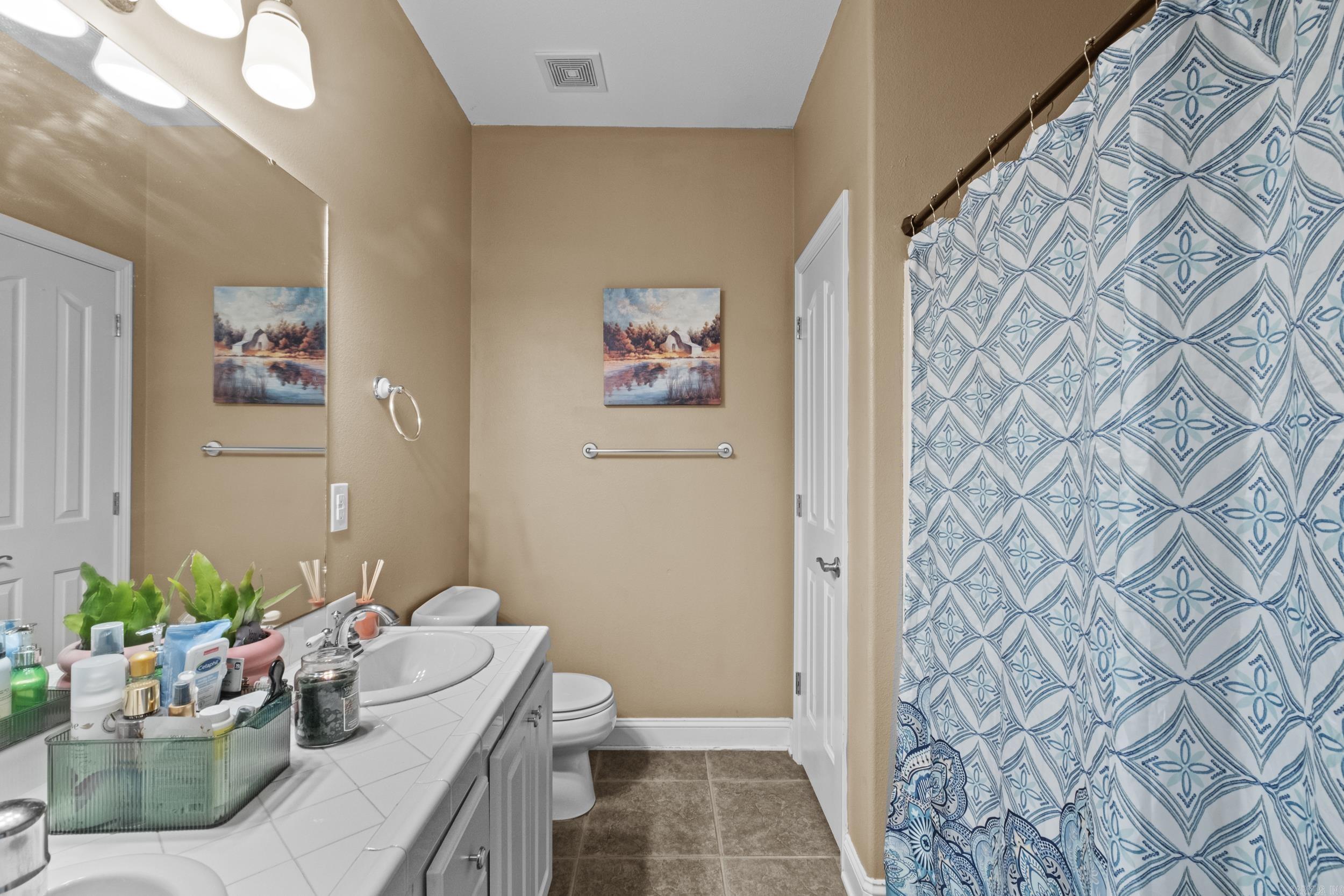 OAK SHADOWS - Residential