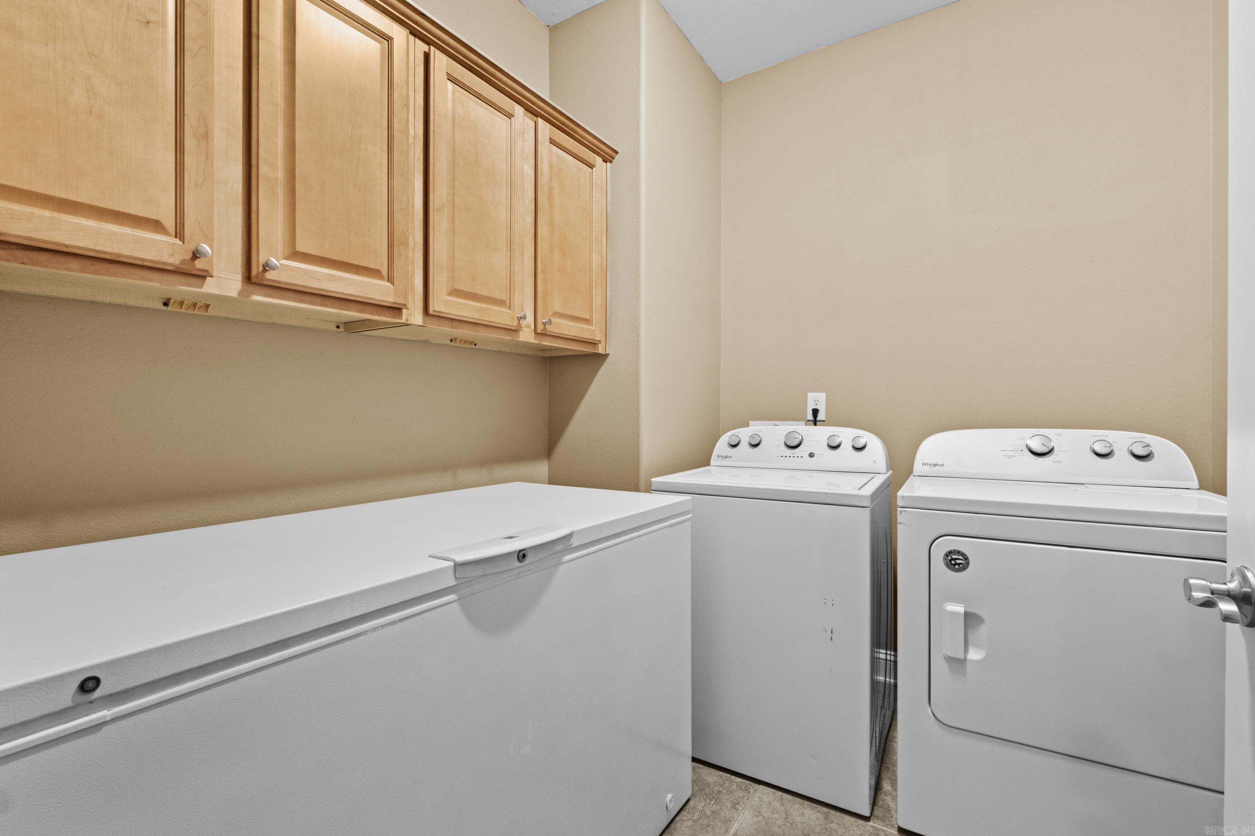 OAK SHADOWS - Residential