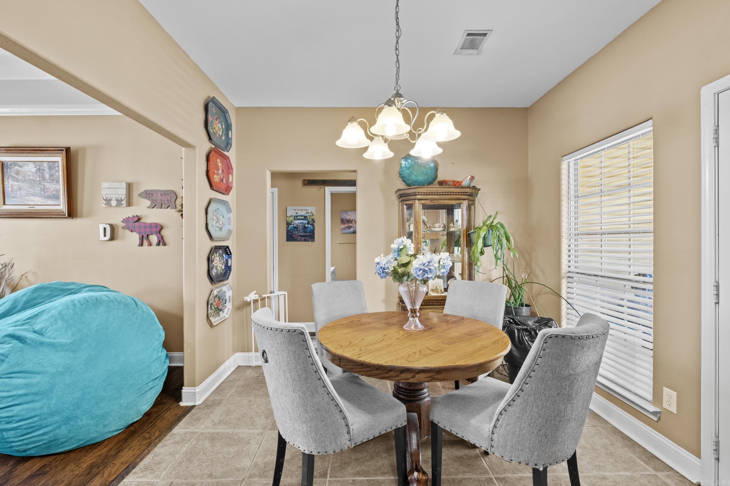 OAK SHADOWS - Residential