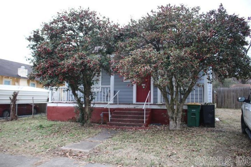 No Disclosure, to be sold as is.   Older home with lots of potential in established neighborhood.  Near Med Center and VA Hospital.  Agents see confidential remarks and docs online for more information and offer submission.