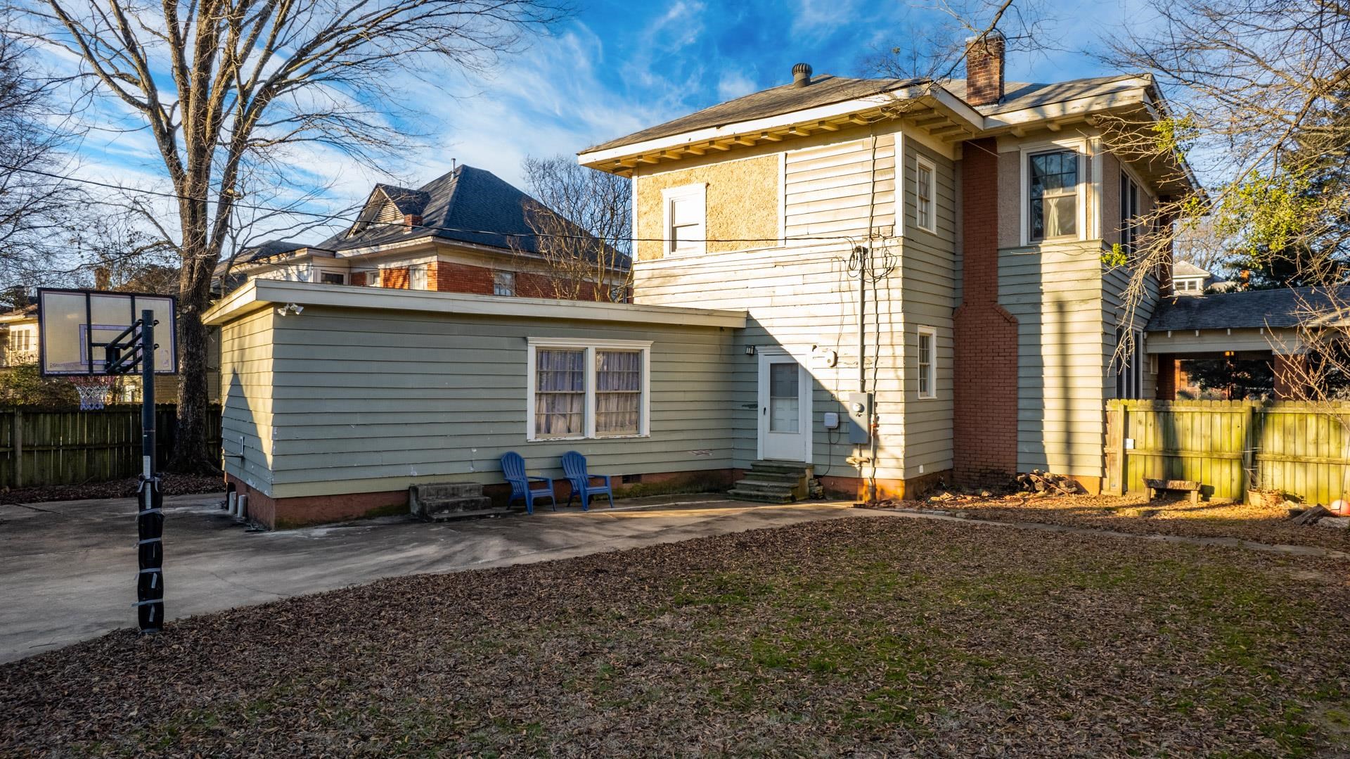 OAK TERRACE - Residential