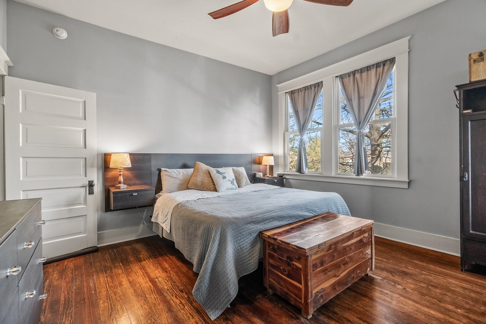 OAK TERRACE - Residential