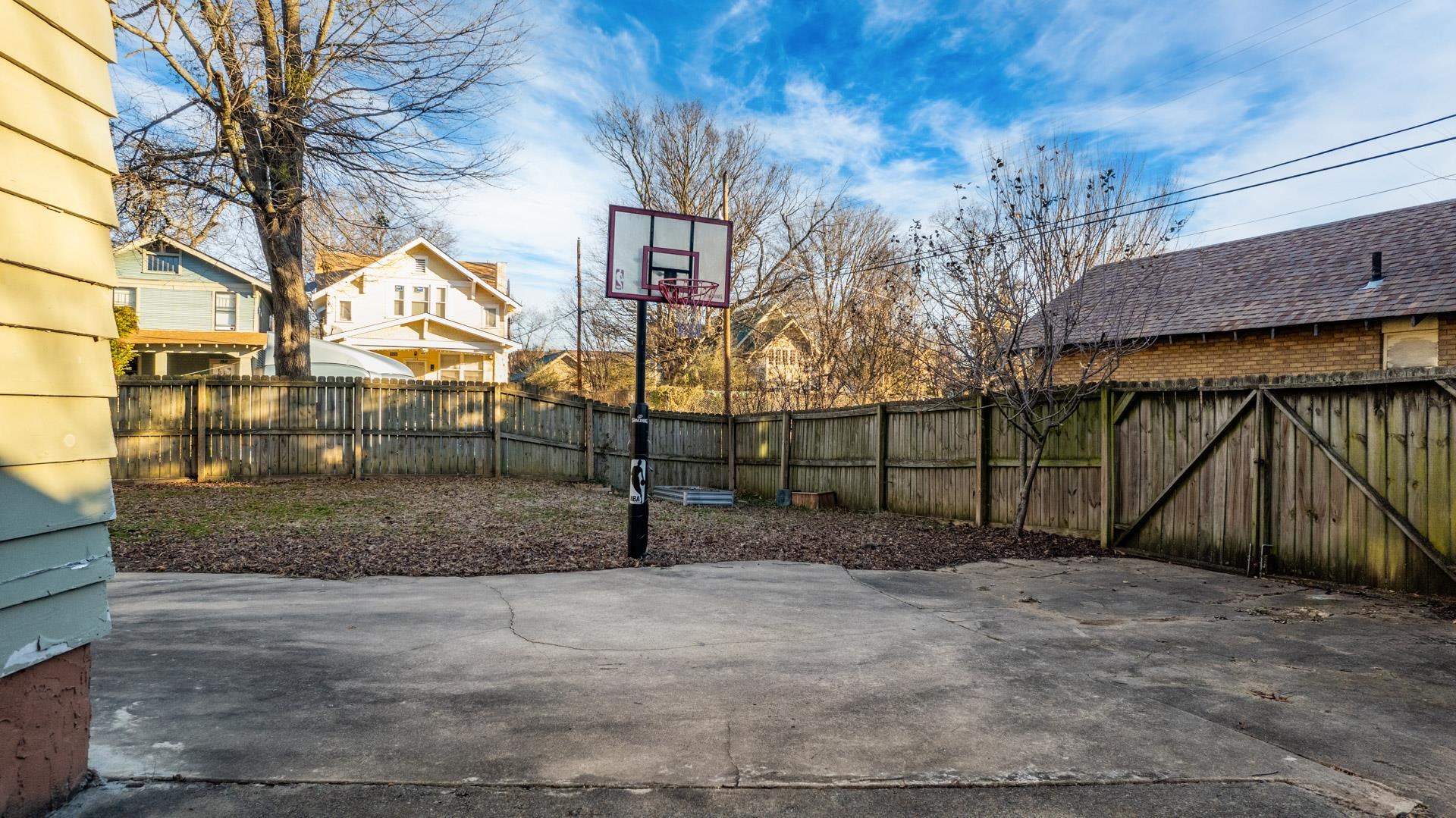 OAK TERRACE - Residential