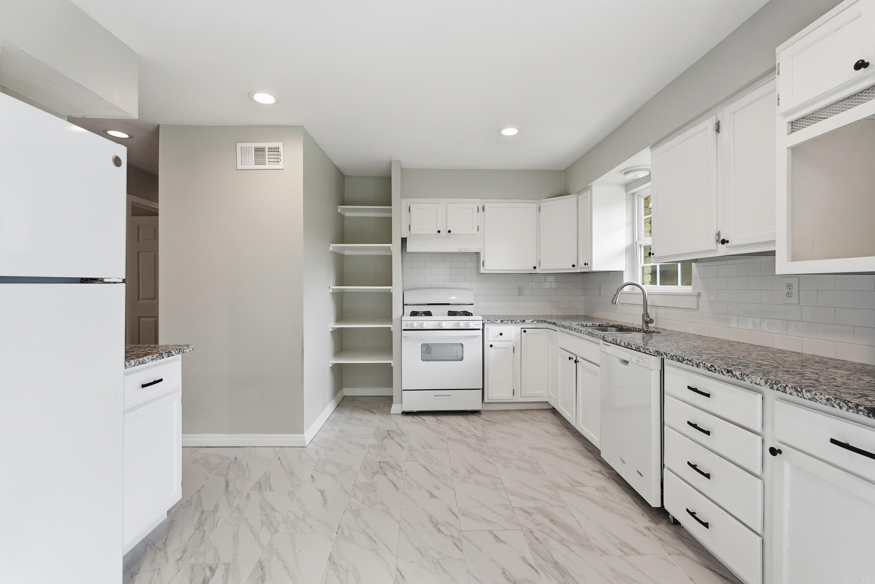 PENNBROOK - Residential