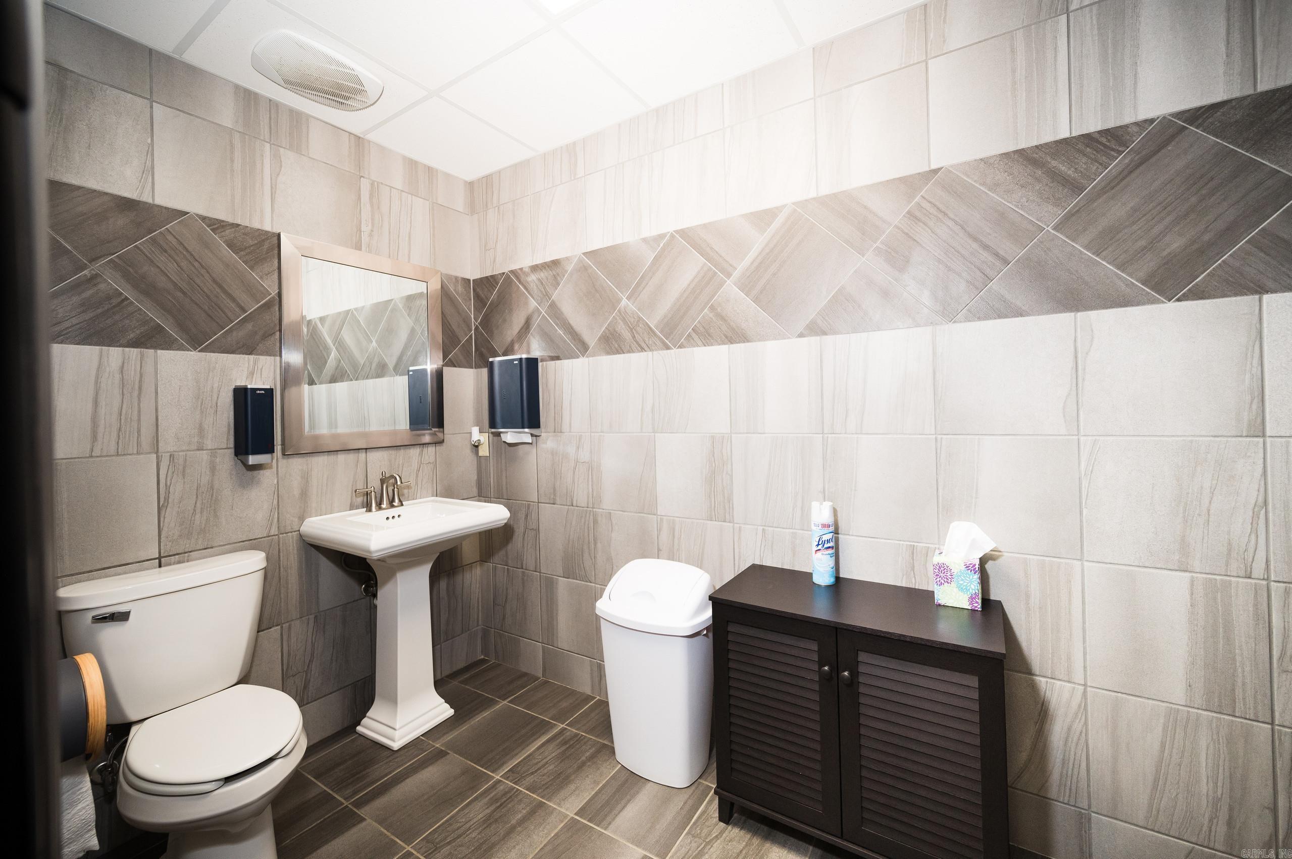 SOUTHSIDE M&B - Commercial Sale