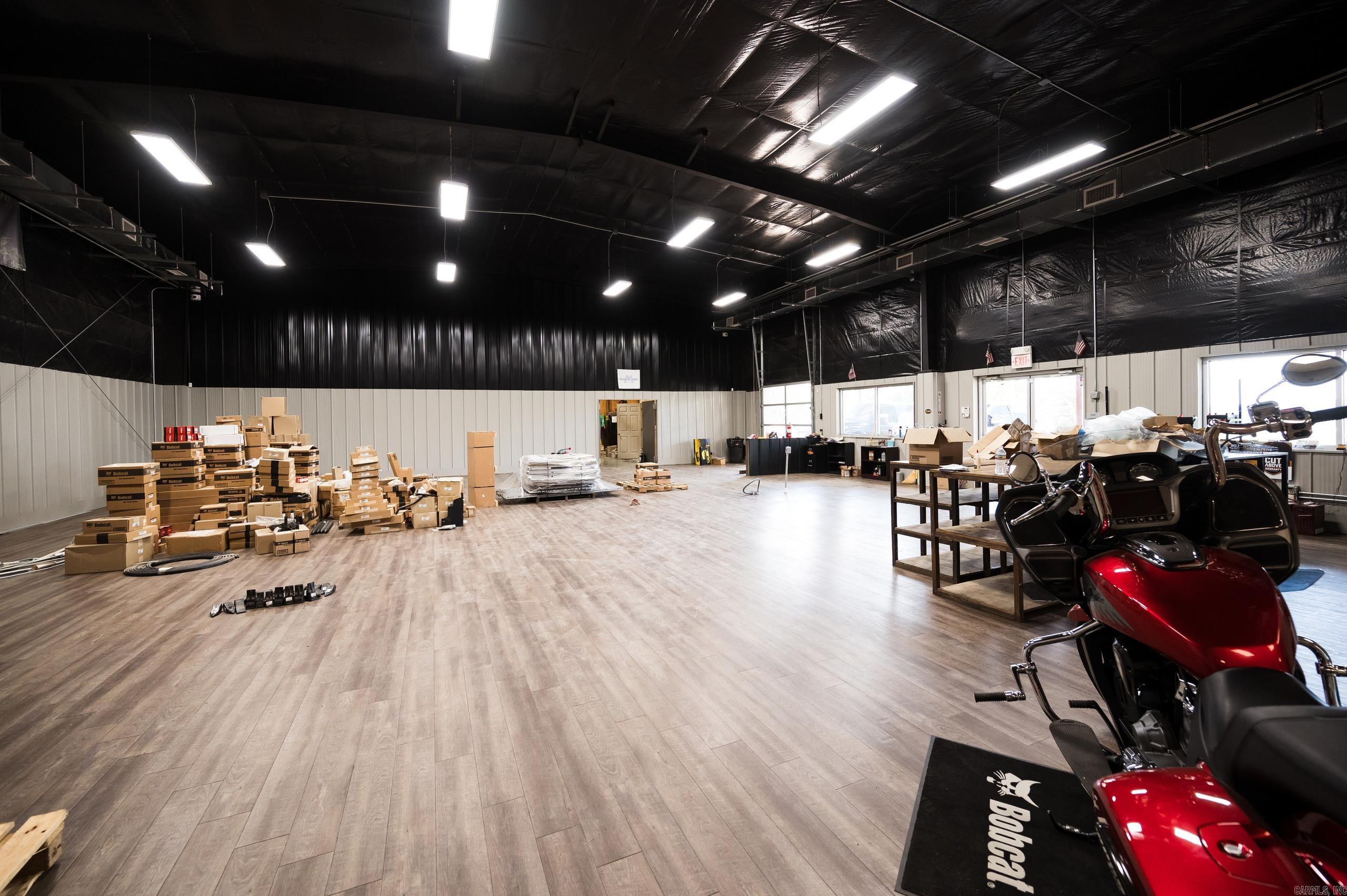 SOUTHSIDE M&B - Commercial Sale