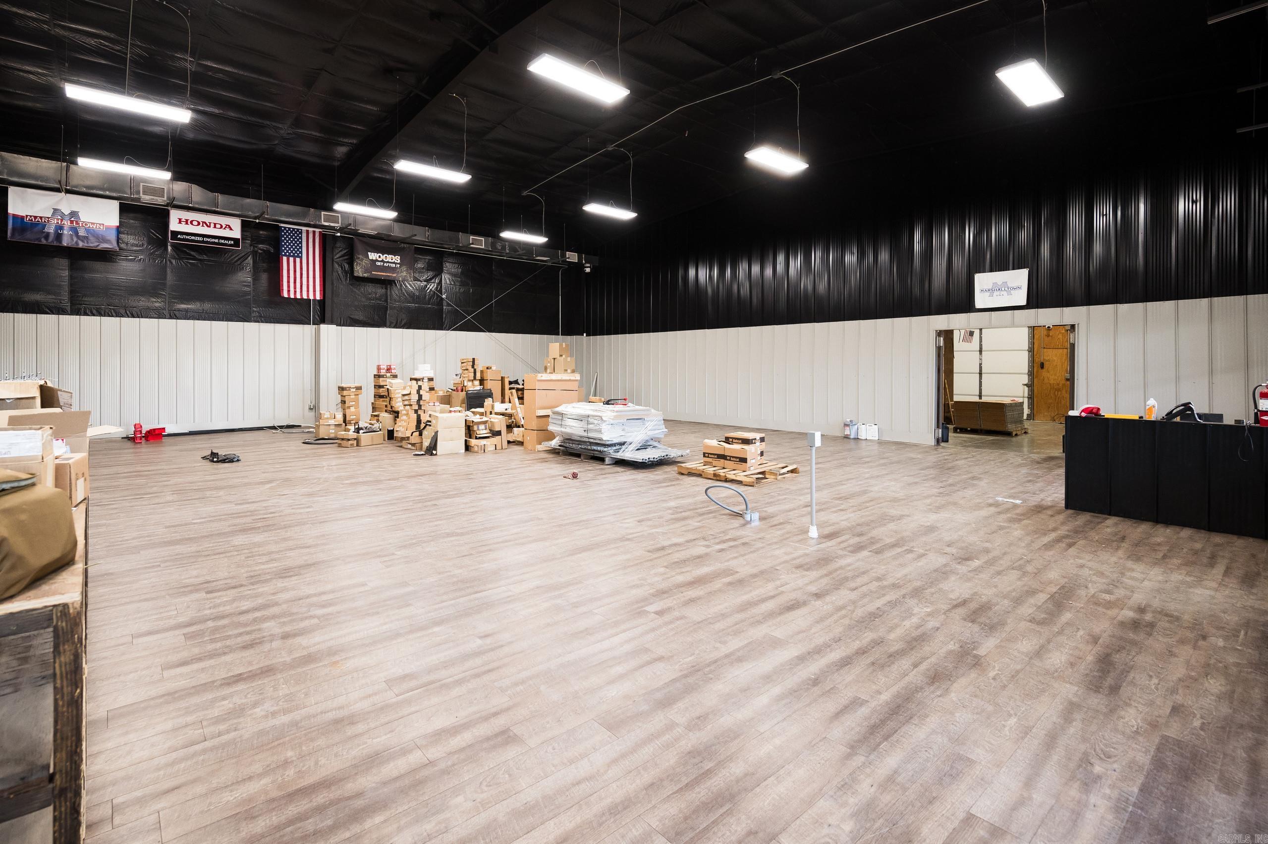 SOUTHSIDE M&B - Commercial Sale