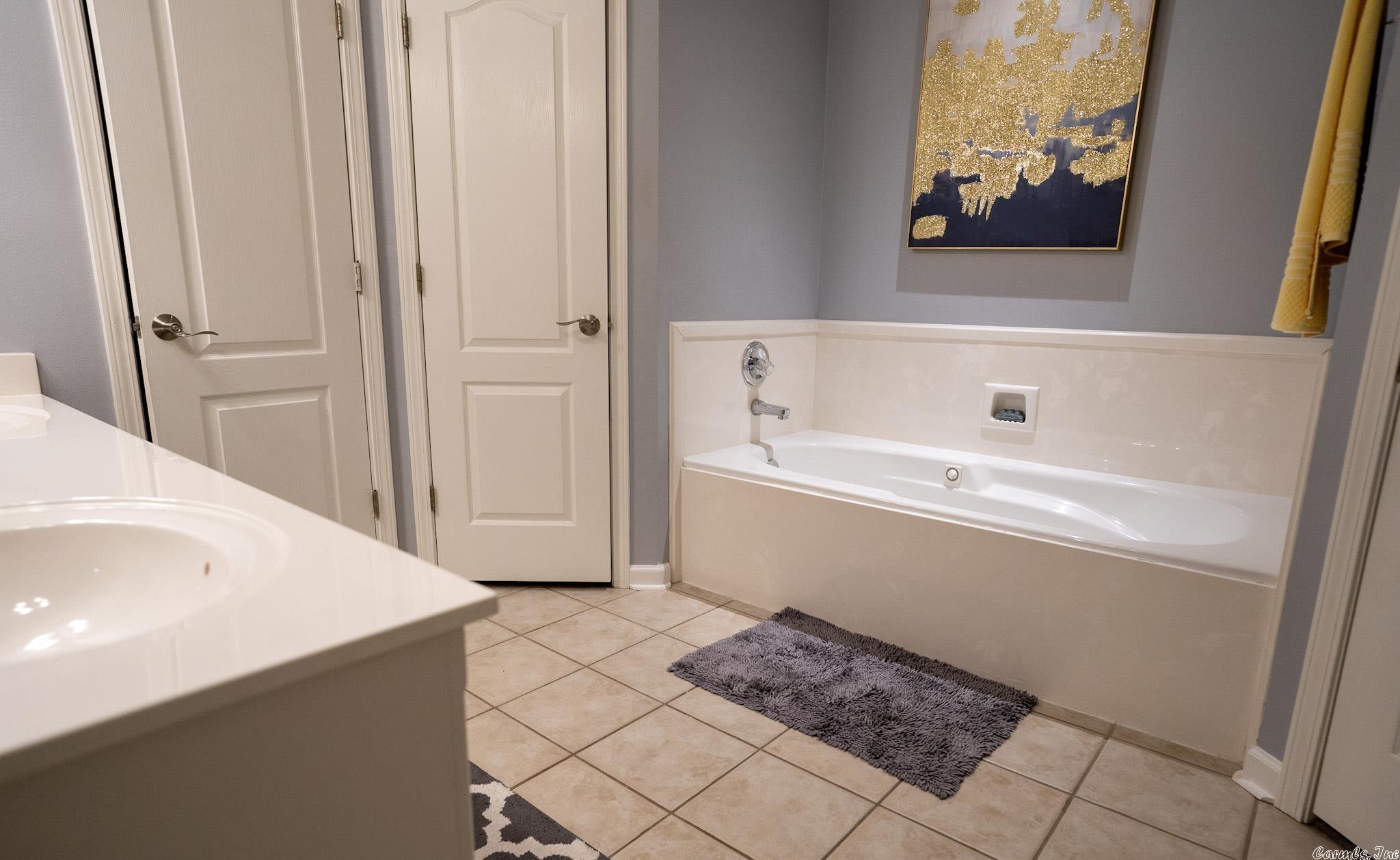 HERITAGE FARM - Residential