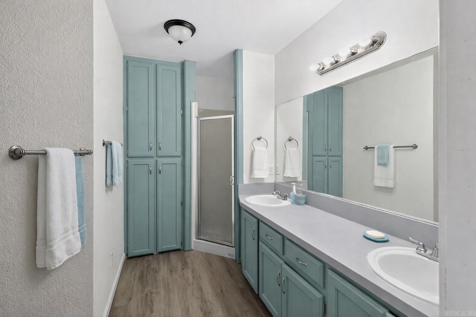 COUNTRY CLUB EST PH I - Residential