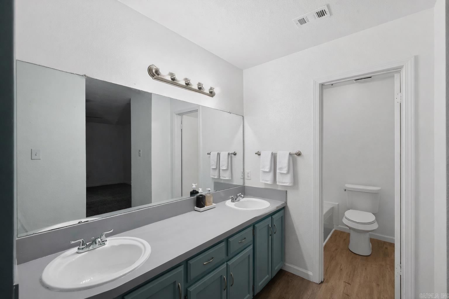 COUNTRY CLUB EST PH I - Residential