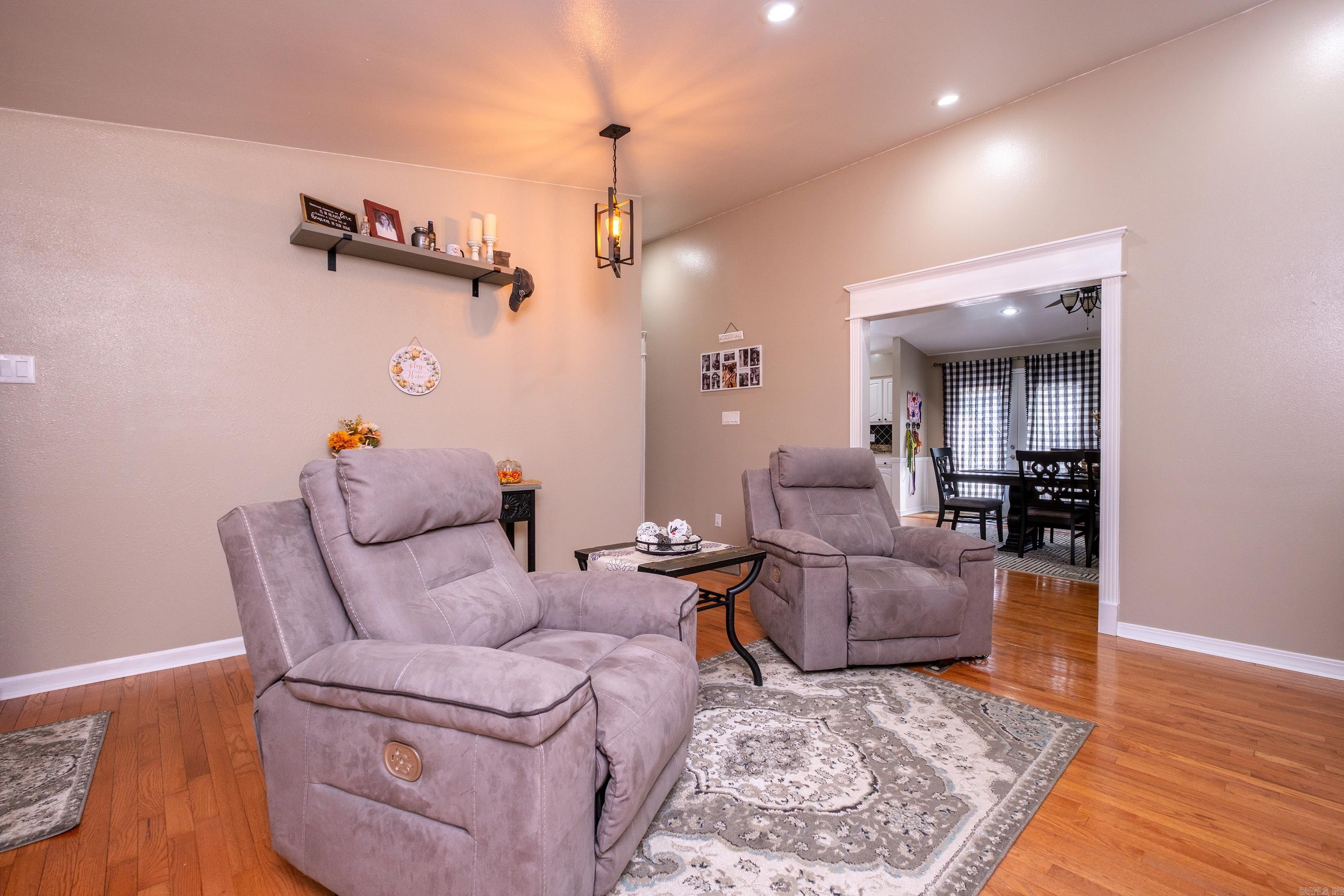 Lincoln Terrace - Residential