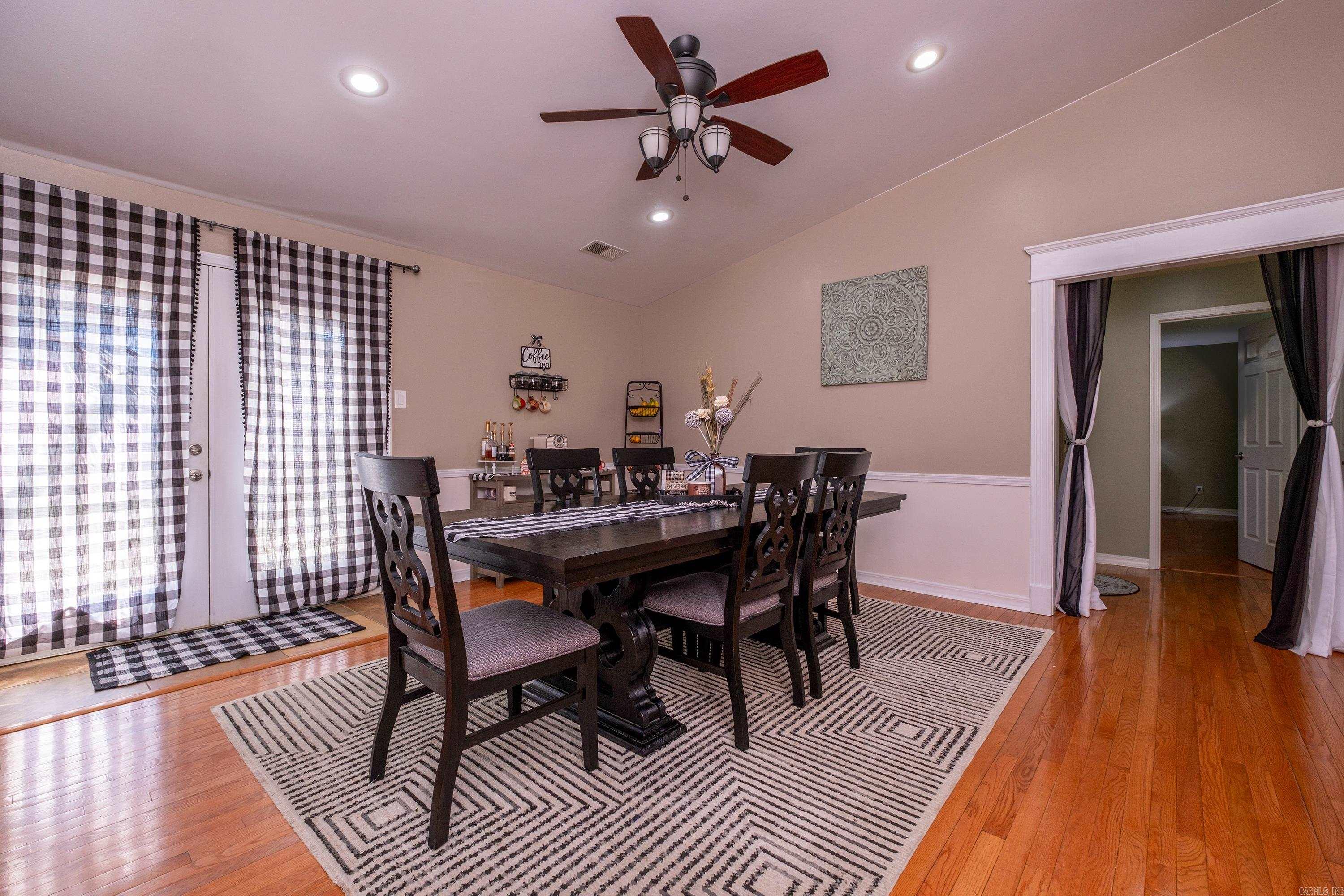 Lincoln Terrace - Residential
