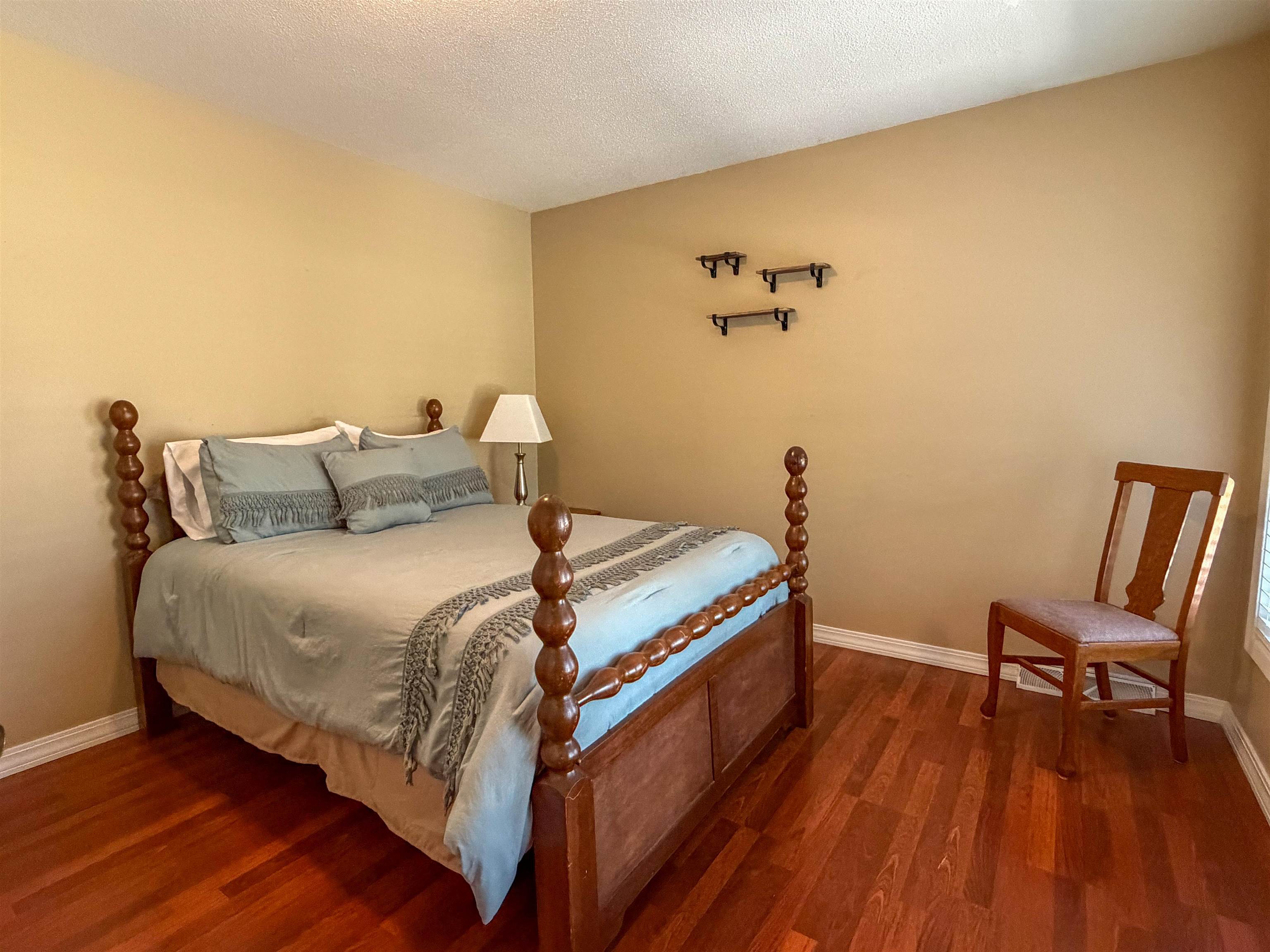 Dakota Second - Residential