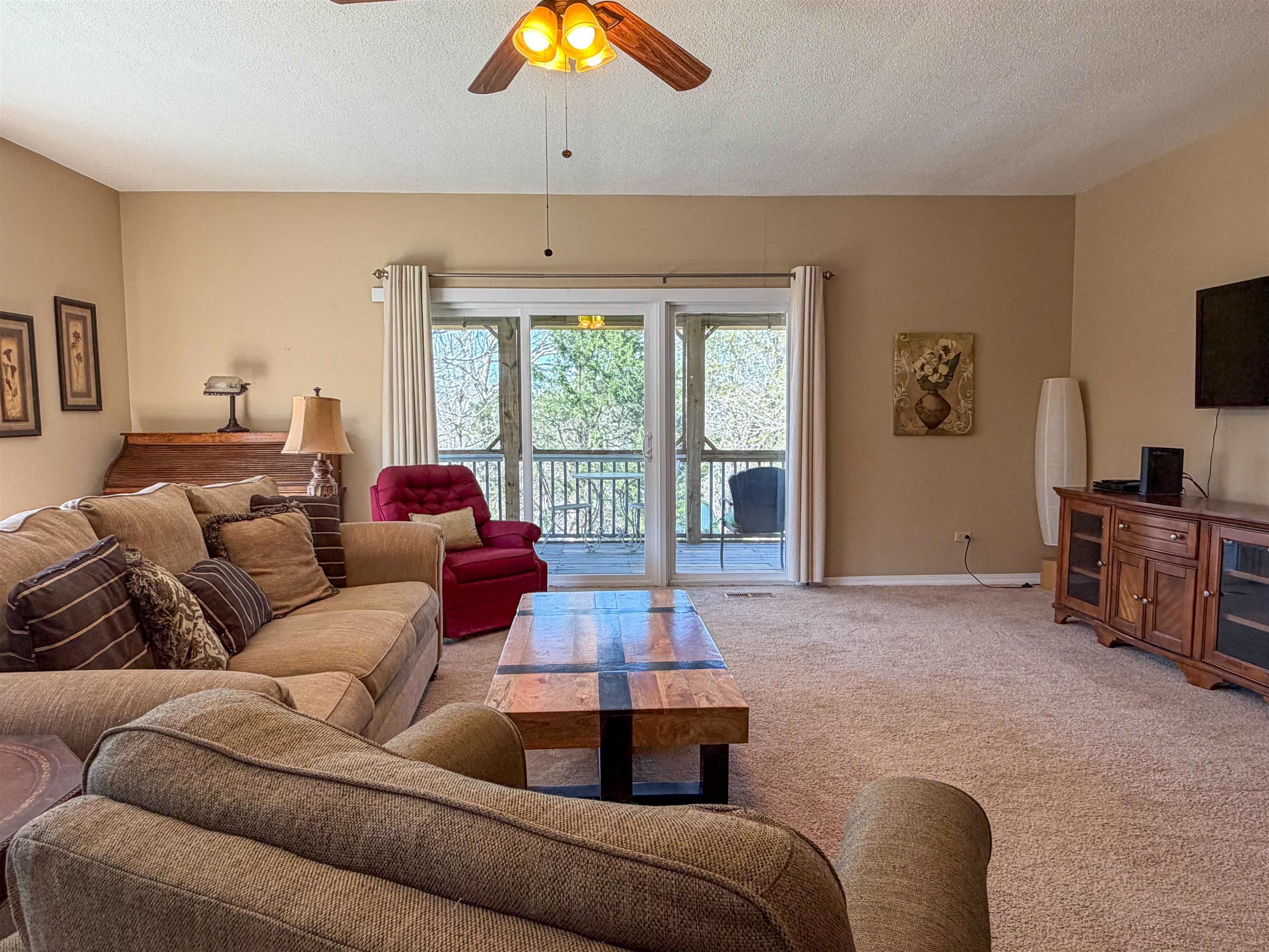 Dakota Second - Residential