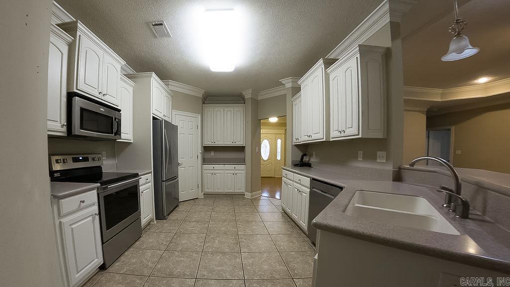 SOUTHERN COMFORT ESTATES - Residential