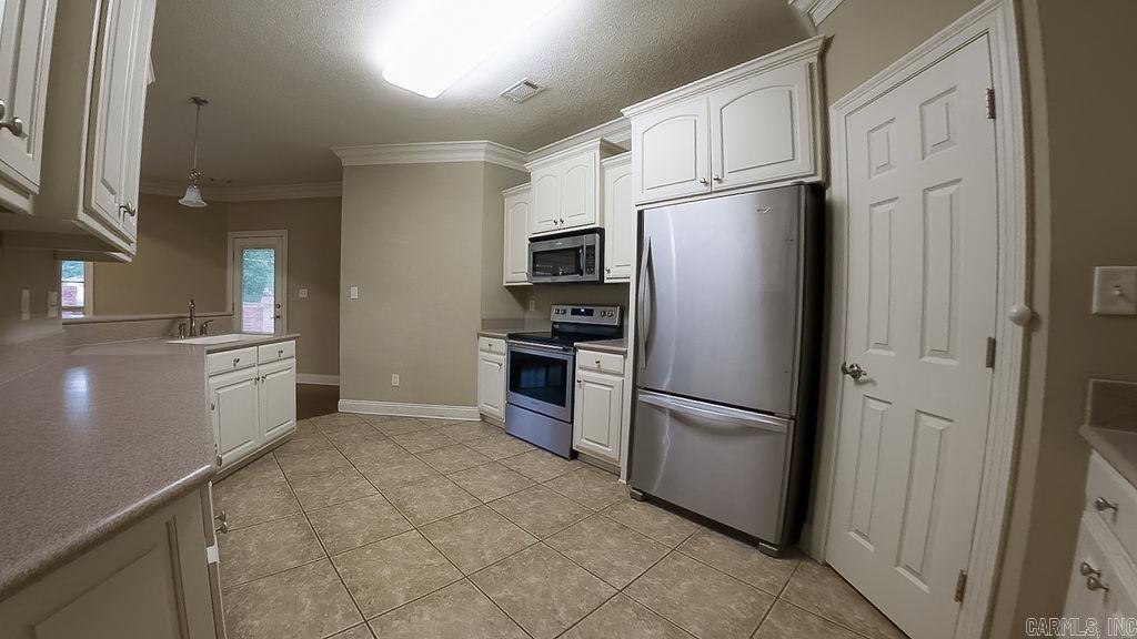 SOUTHERN COMFORT ESTATES - Residential