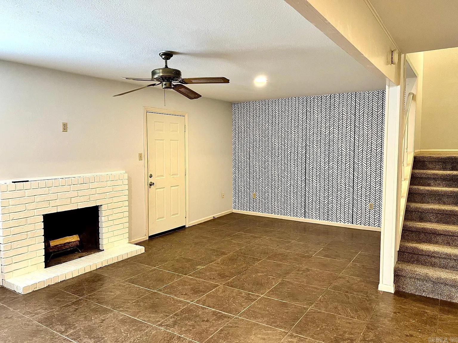 BRIERWOOD - Residential