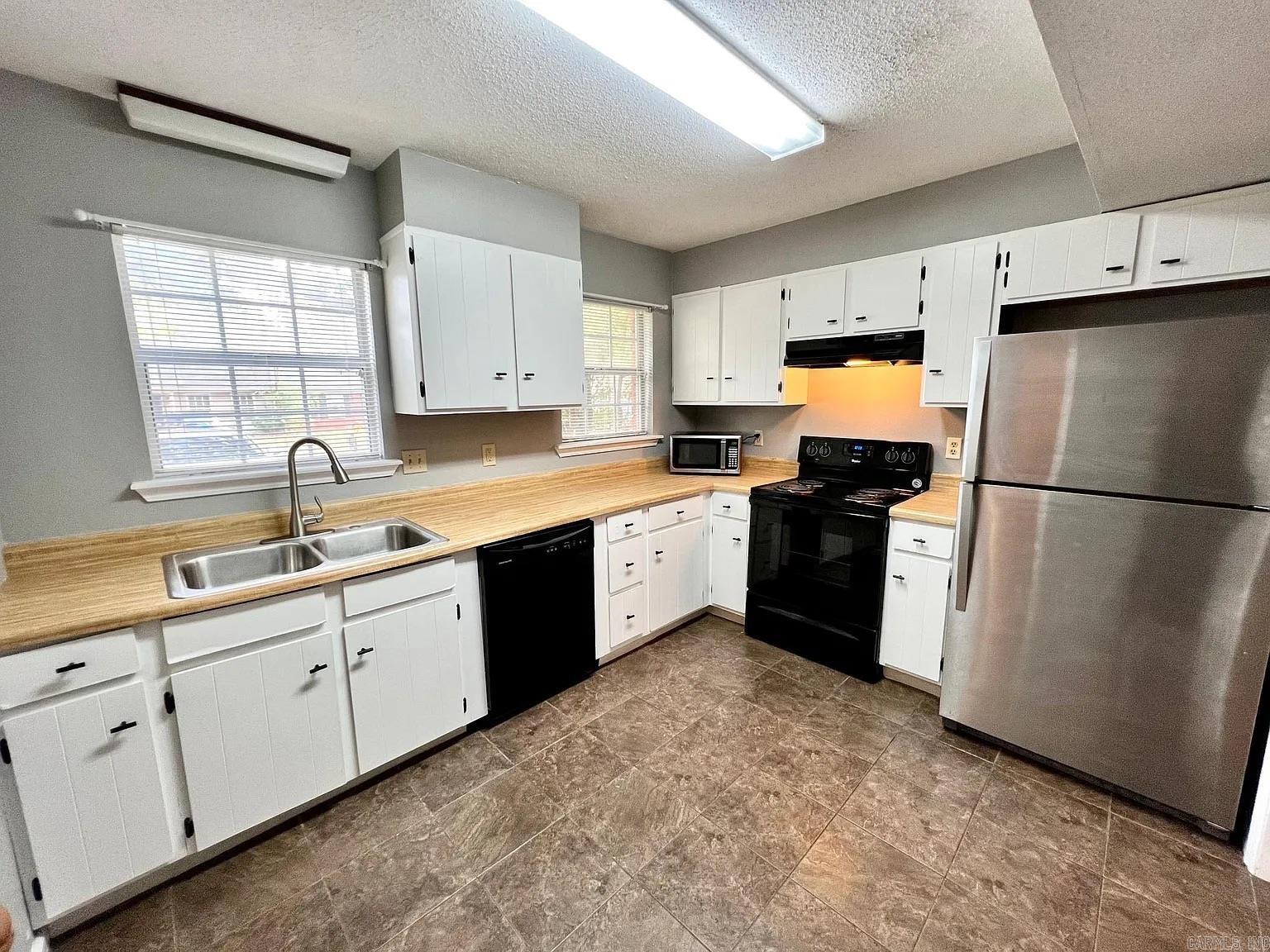 BRIERWOOD - Residential