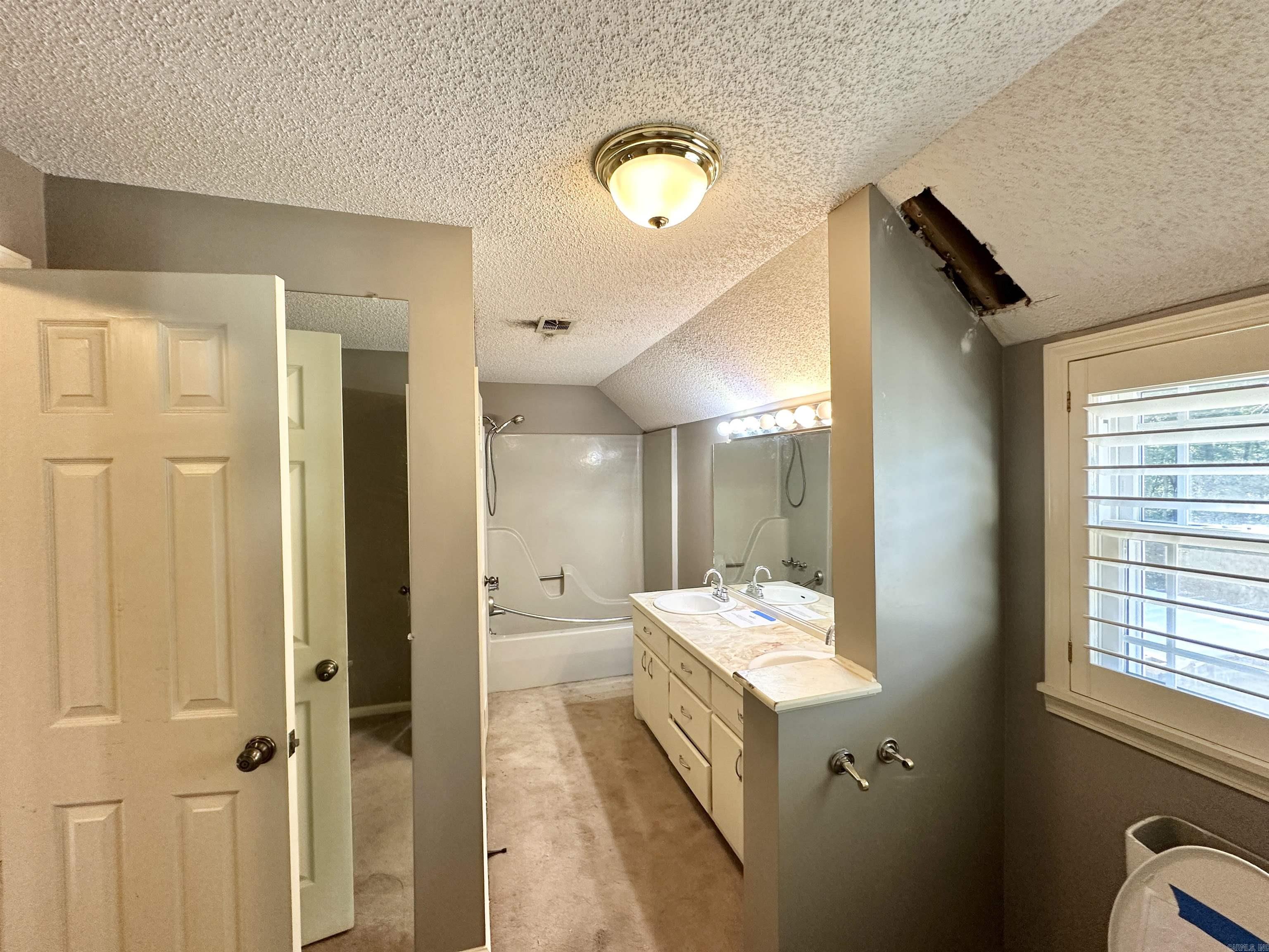 Robinwood - Residential
