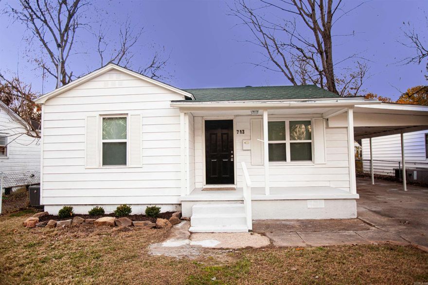 Cute 2 BD in North Little Rock with a decent sized yard and carport. Great eat-in-kitchen that is perfect for family meals. Income has to be three times the amount of rent. NO SECTION 8.