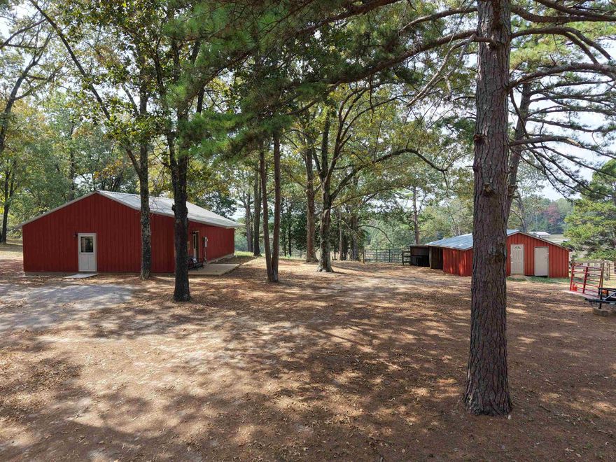 This newly built 3-bedroom, 2-bathroom barndominium offers the modern efficiency and country charm in a desirable location of Melbourne, Arkansas. Built with high-efficiency features, this home is designed for comfort, durability, and low maintenance. Situated on a 1.2-acre lot, the property provides just the right amount of space while still being easy to manage. From the back of the home, you’ll enjoy a beautiful view, creating a relaxing setting to start your mornings or unwind in the evenings. The detached barn/workshop adds additional storage space and room for projects, equipment, or hobbies.  Inside, the home features an open and functional layout with a well-equipped kitchen. All kitchen appliances convey, making the move-in process even easier for the new owner. With its convenient location, energy-efficient design, and attractive price point, this property is a fantastic opportunity to own a modern home in the Ozarks. Listed for $199,000, this home won’t last long!