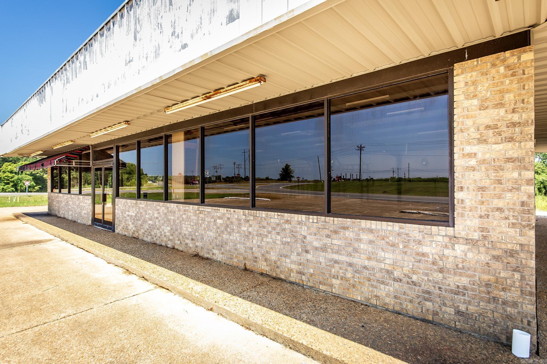 Metes & Bounds - Commercial Sale