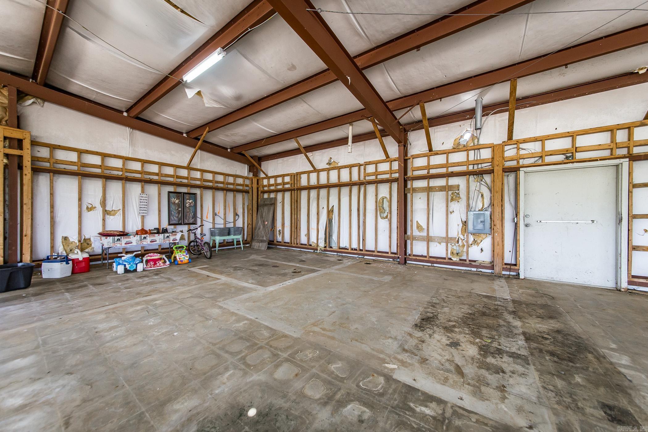 Metes & Bounds - Commercial Sale