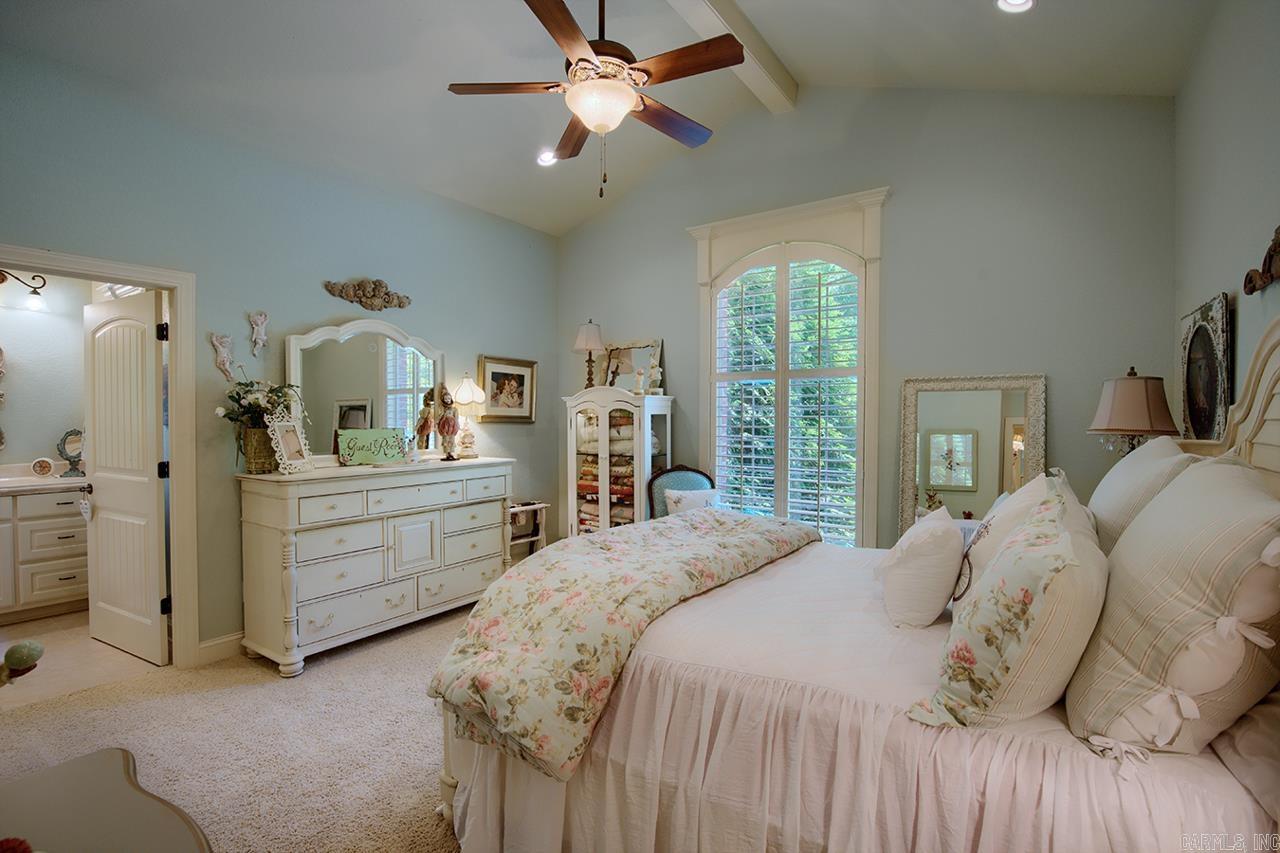ISABELLA - Residential