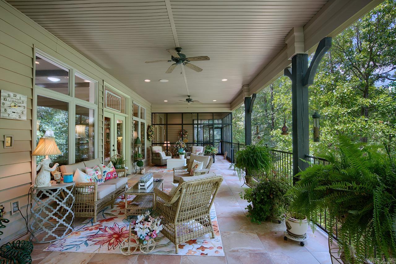 ISABELLA - Residential