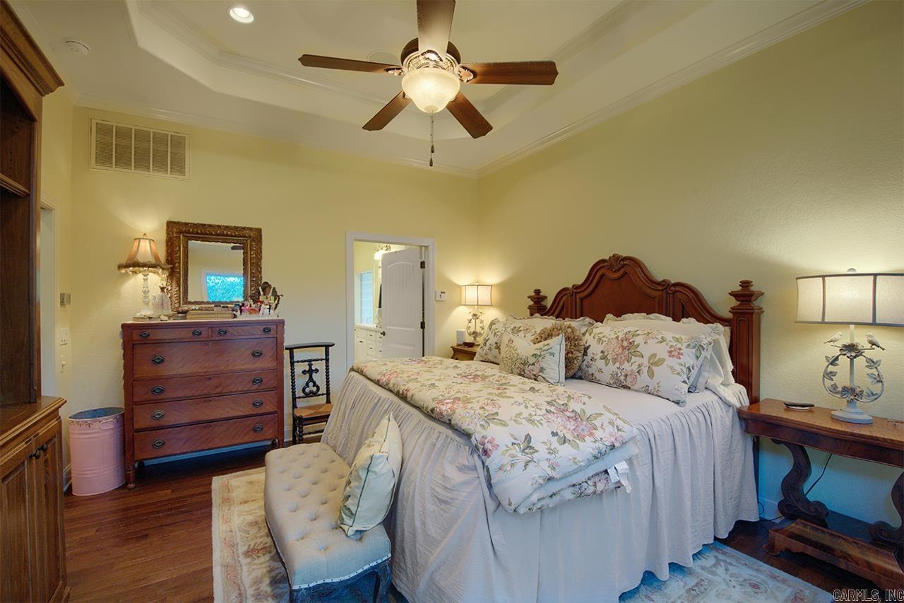ISABELLA - Residential
