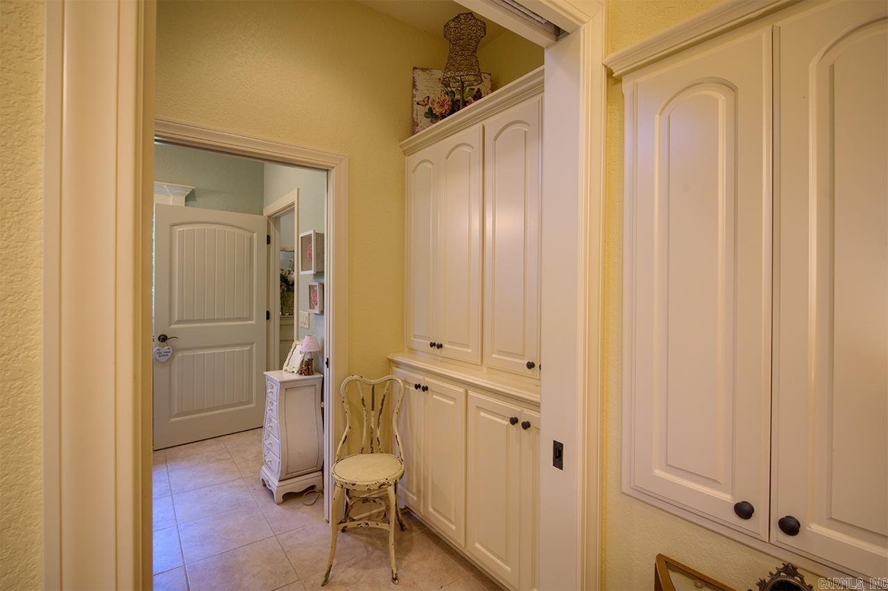 ISABELLA - Residential