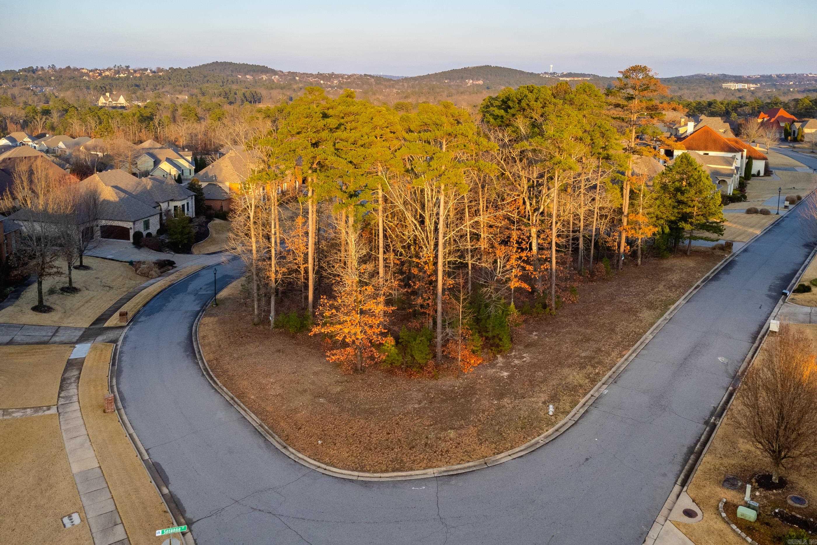 CHENAL VALLEY SEZANNE COURT - Land