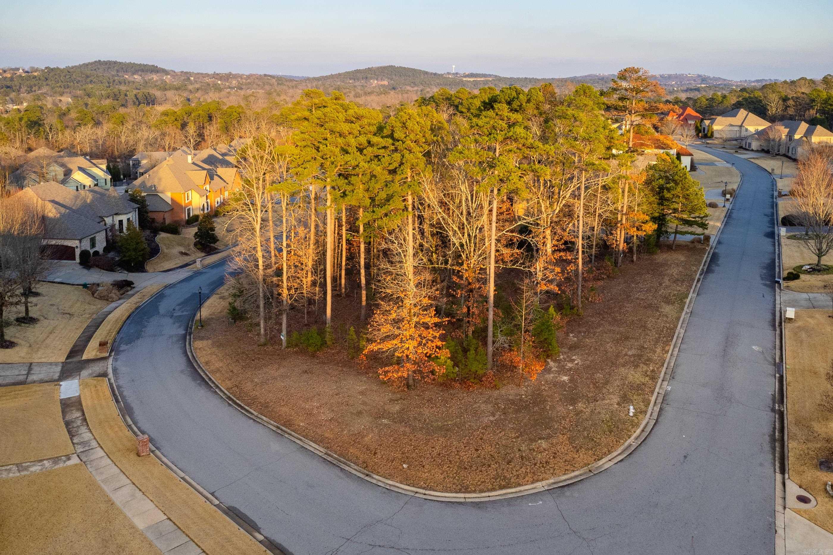 CHENAL VALLEY SEZANNE COURT - Land