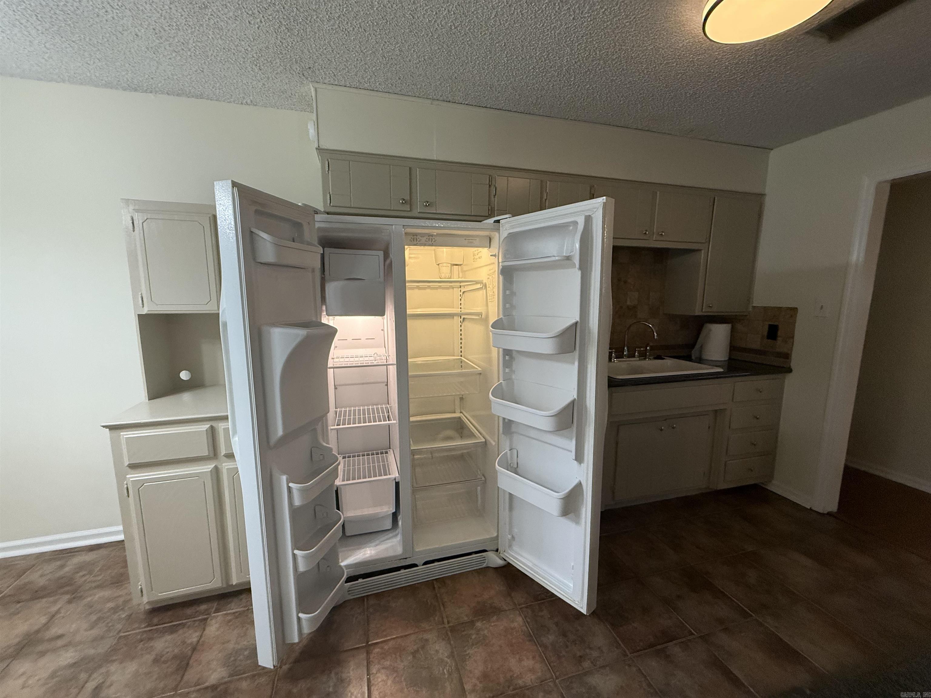 Oak Creek Village - Residential Lease