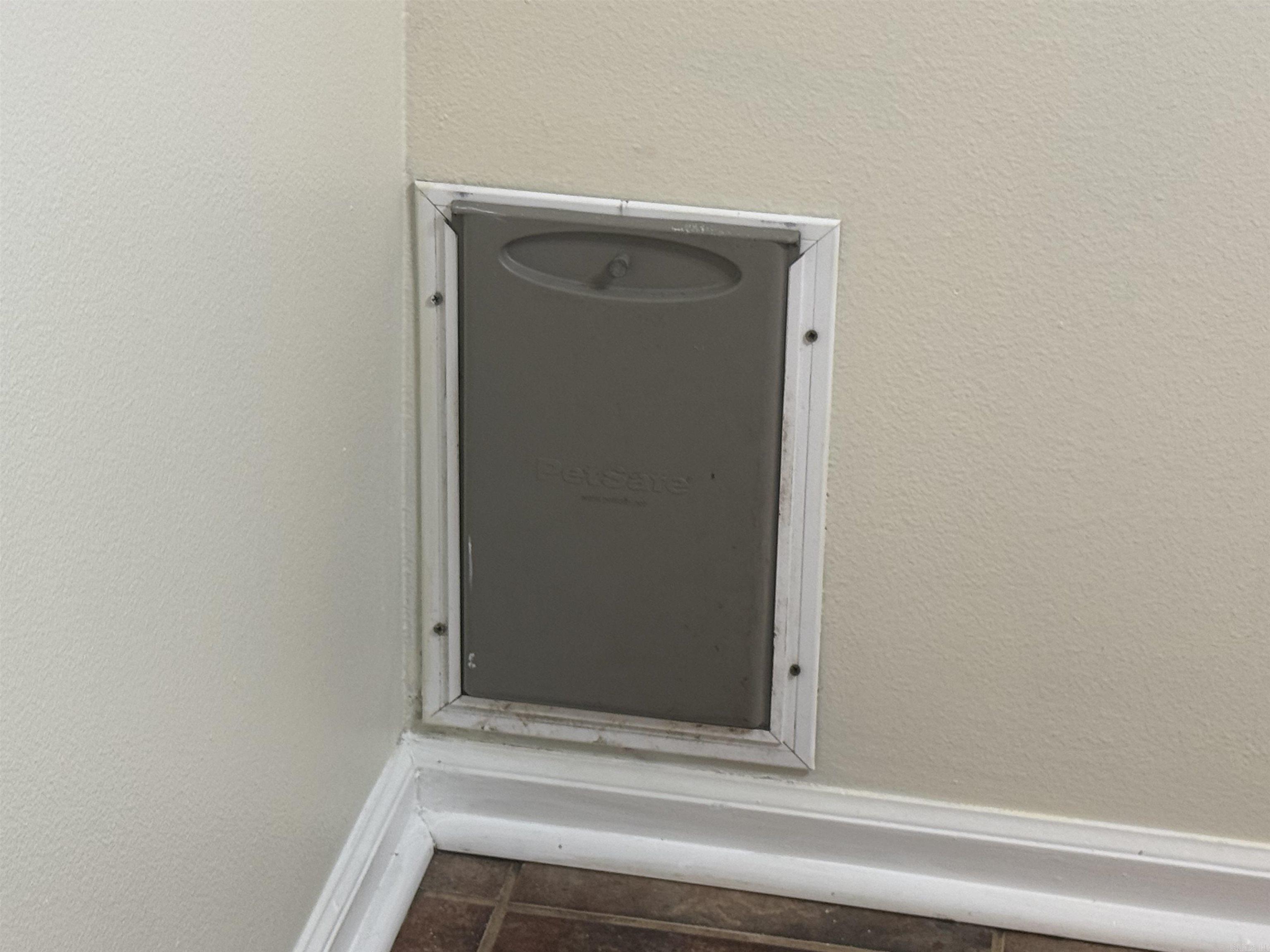 Oak Creek Village - Residential Lease