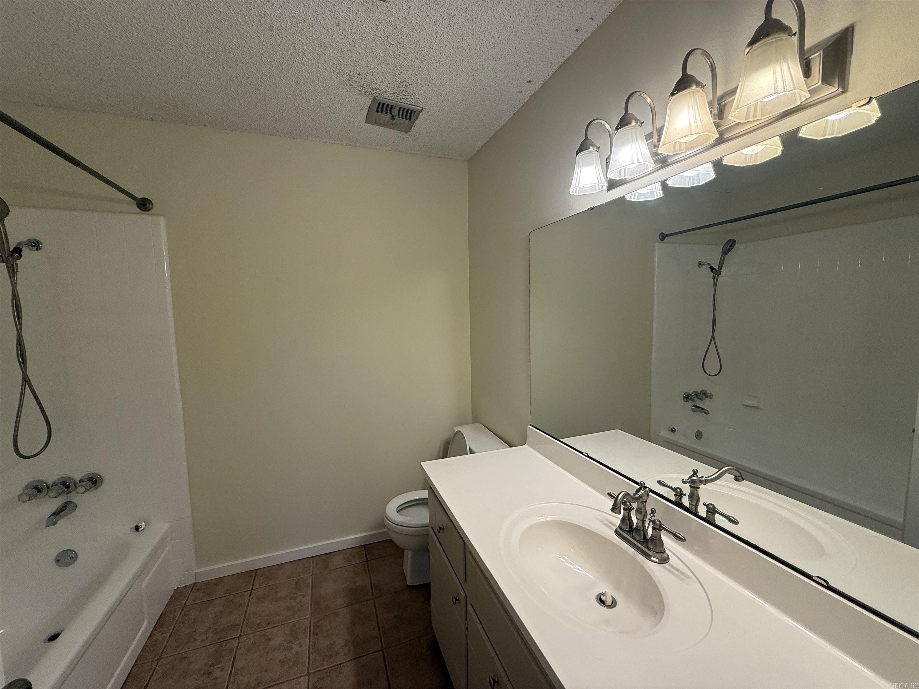 Oak Creek Village - Residential Lease