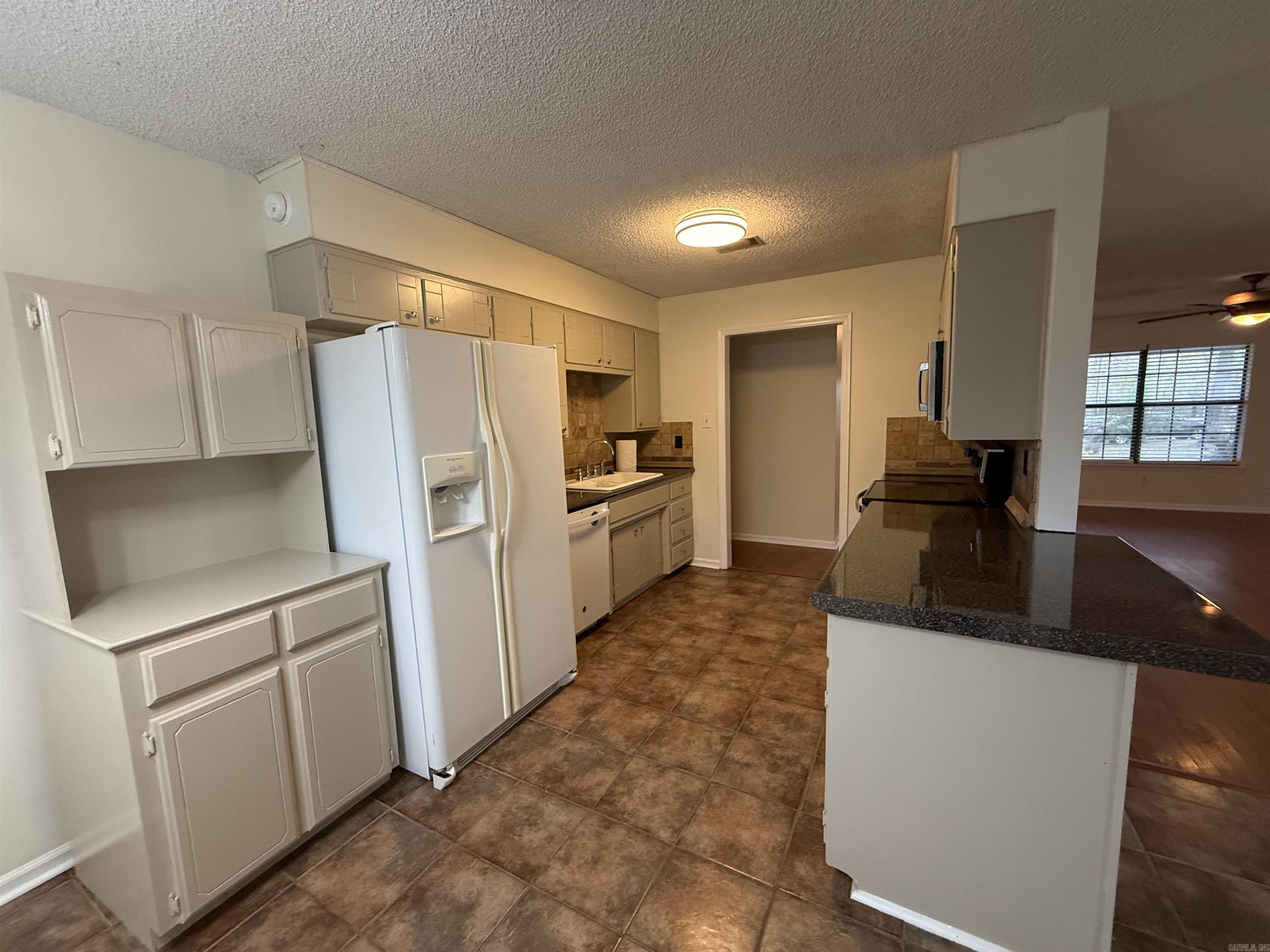 Oak Creek Village - Residential Lease