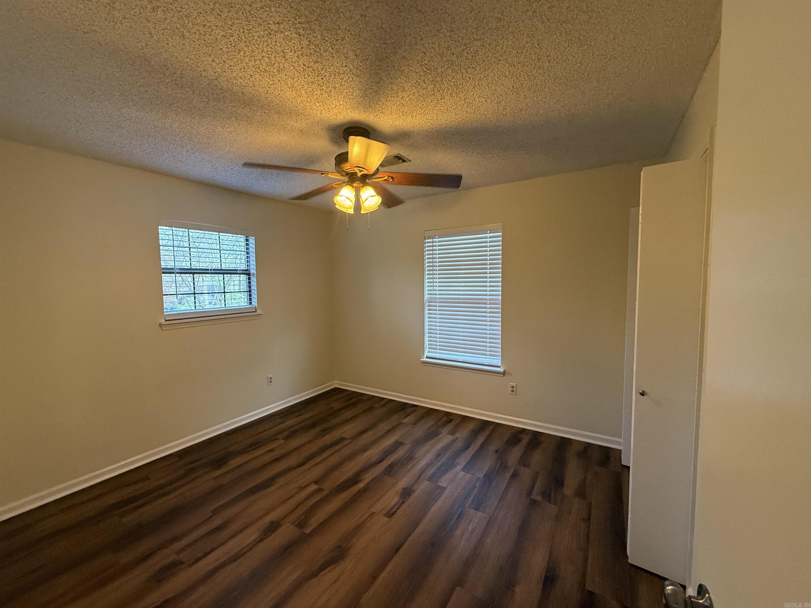 Oak Creek Village - Residential Lease